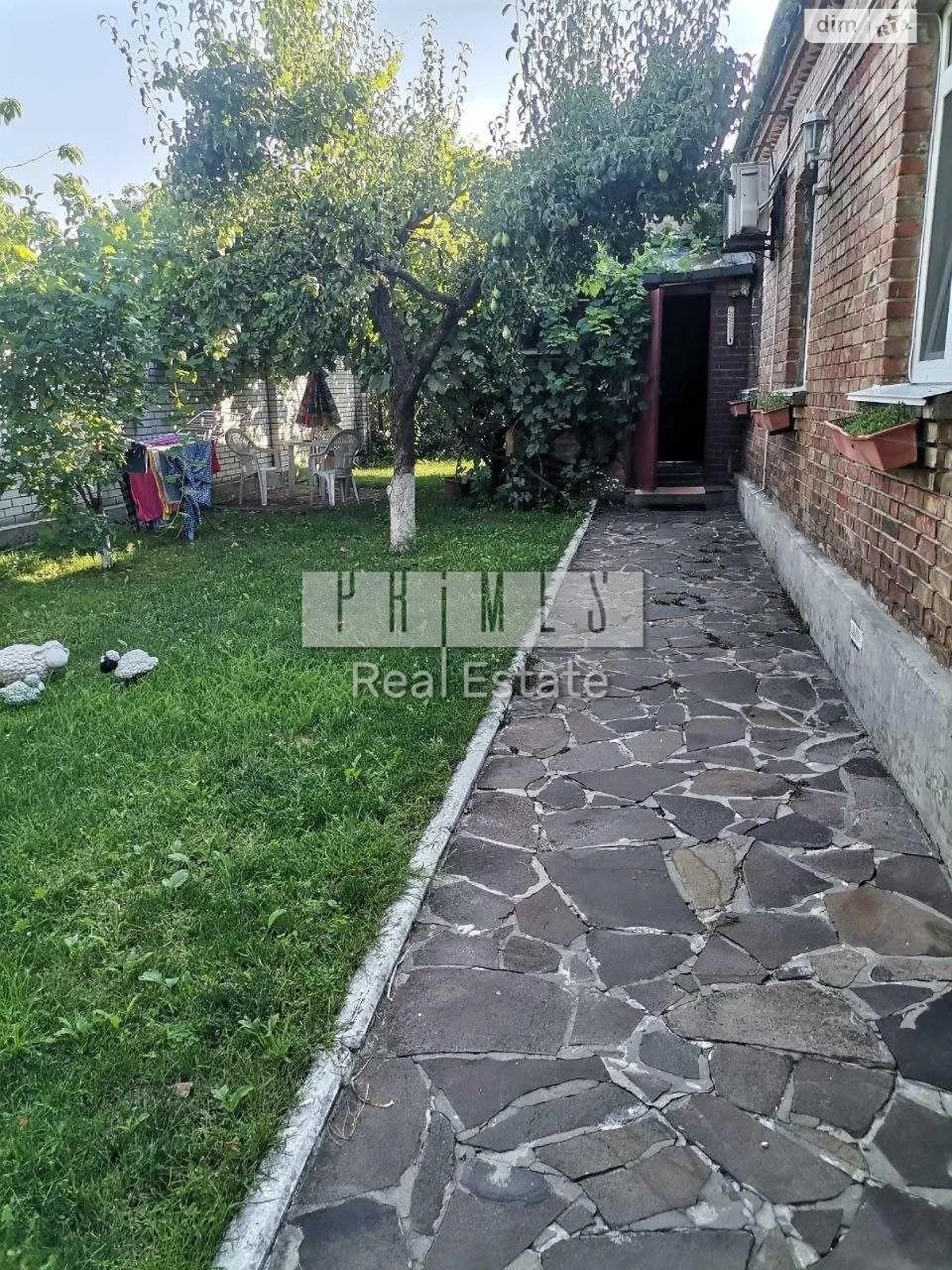 Продается дом на 2 этажа 170.8 кв. м с камином, цена: 170000 $ - фото 1
