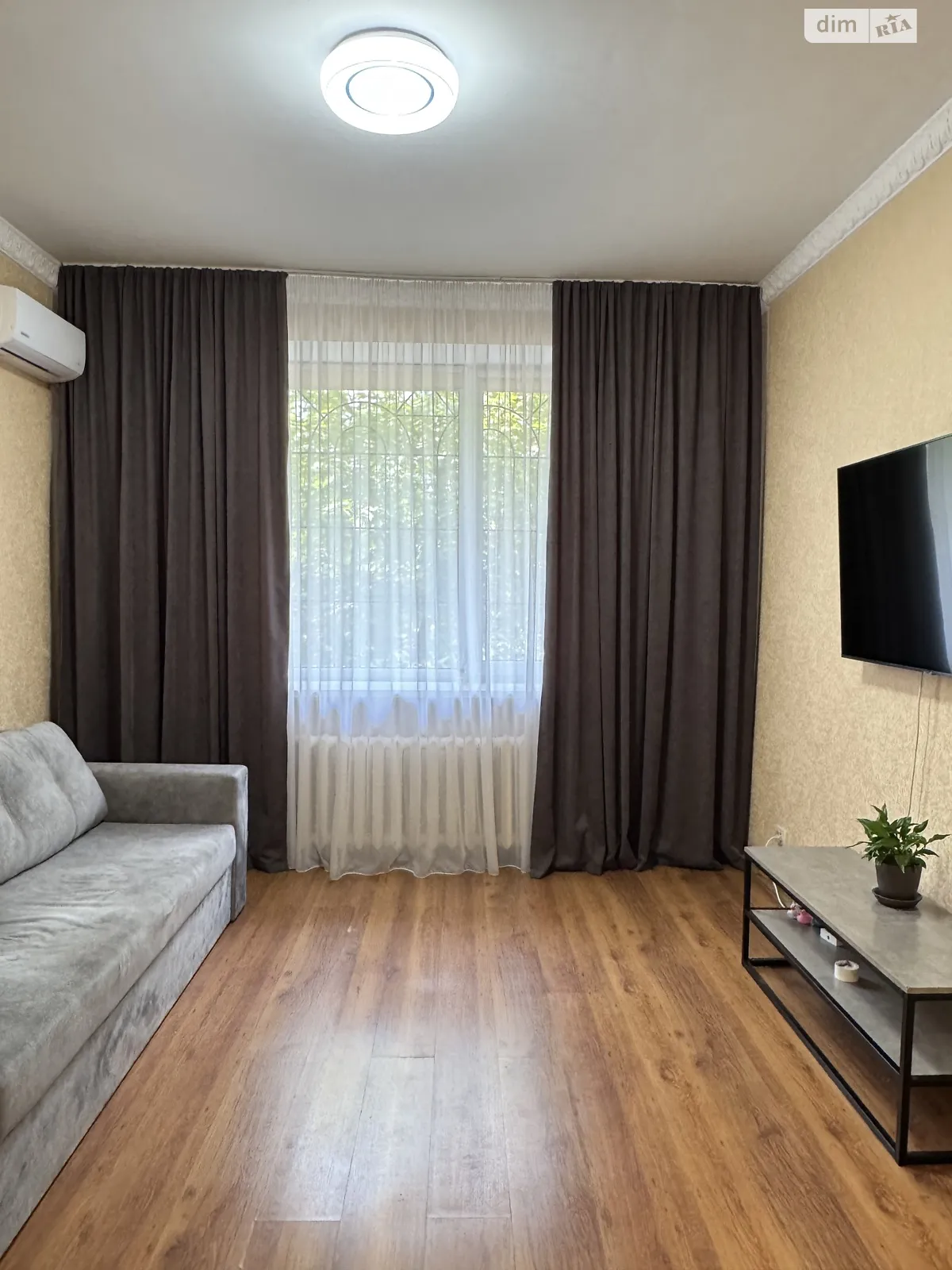 2-комнатная квартира 56 кв. м в Запорожье, ул. Независимой Украины, 82 - фото 1