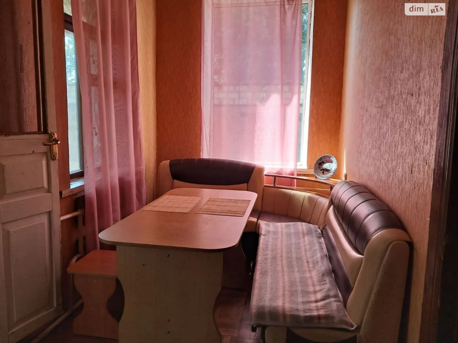 Продается дом на 2 этажа 95 кв. м с подвалом, цена: 43200 $ - фото 1