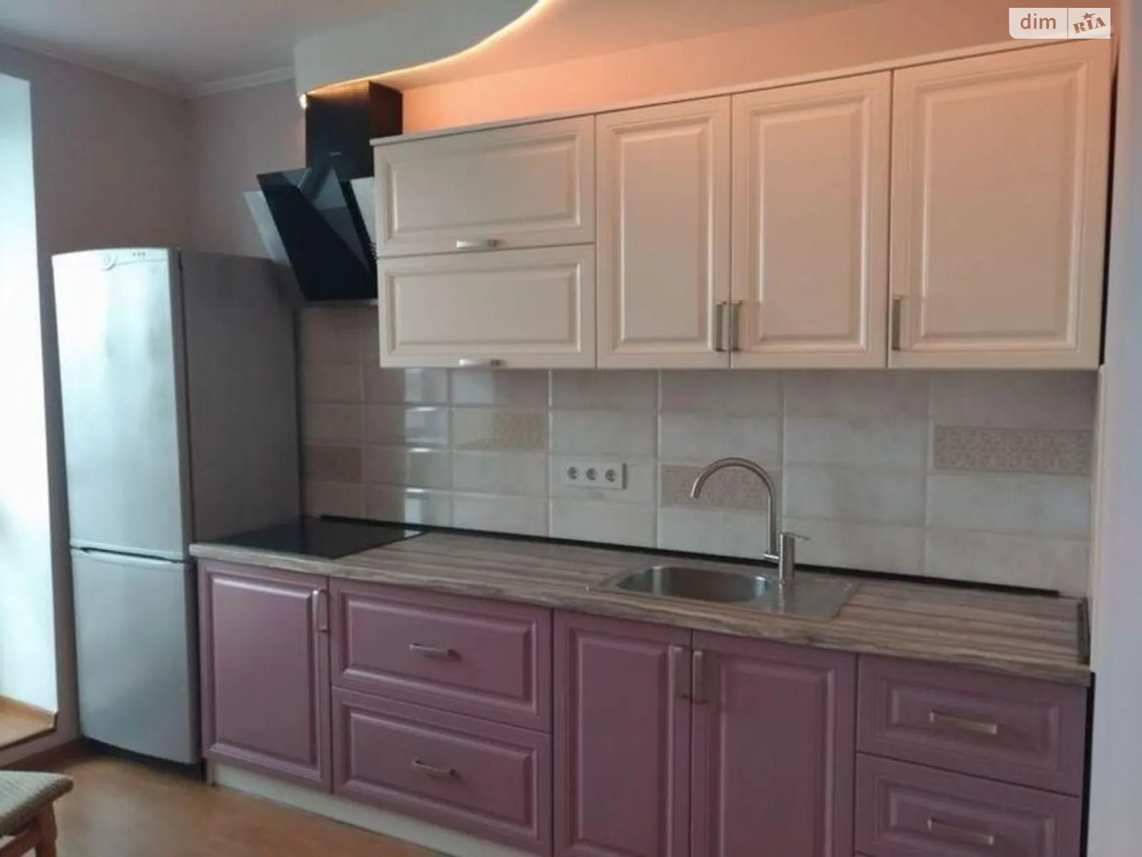 Продается 1-комнатная квартира 41.3 кв. м в Киеве, ул. Бориспольская, 6 - фото 1