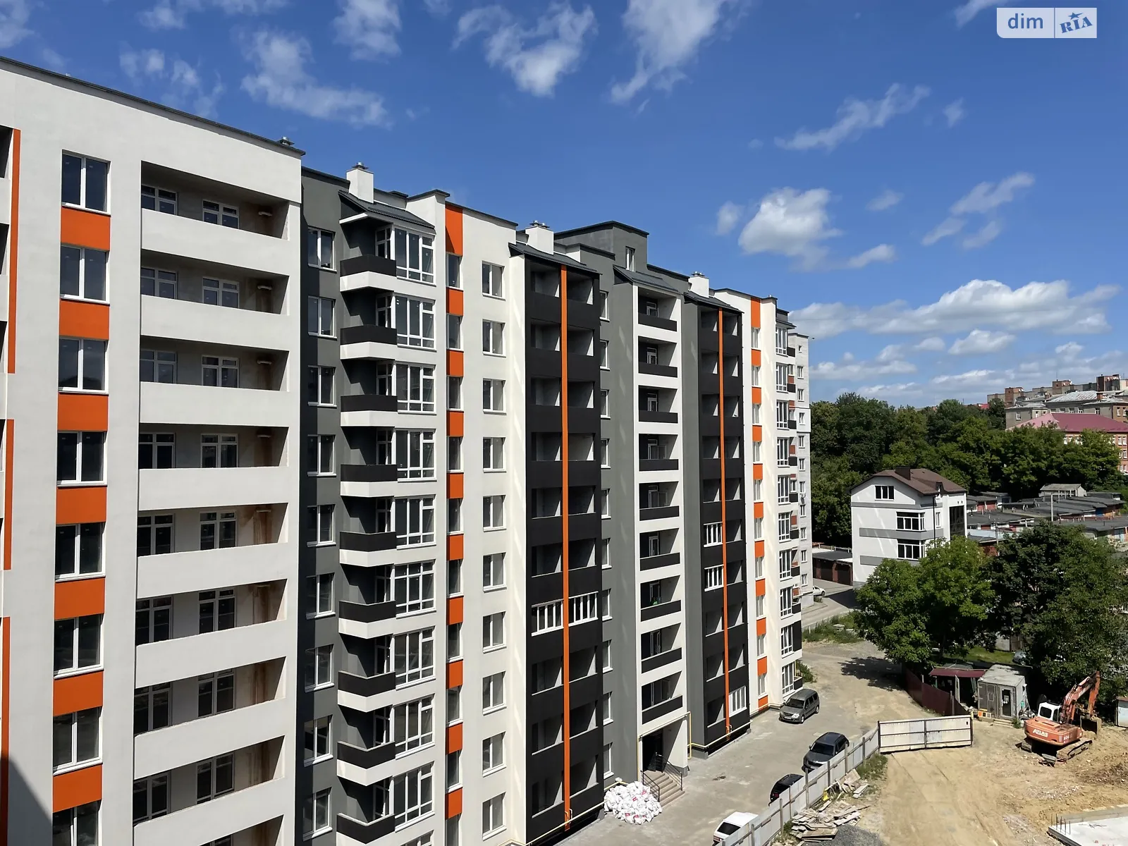 Продається 2-кімнатна квартира 71.5 кв. м у Хмельницькому, вул. Інститутська, 6/1Б - фото 1