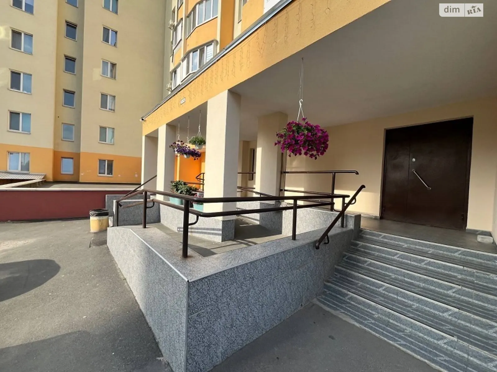 Продается 1-комнатная квартира 35.3 кв. м в Броварах, ул. Сергея Москаленко, 53 - фото 1
