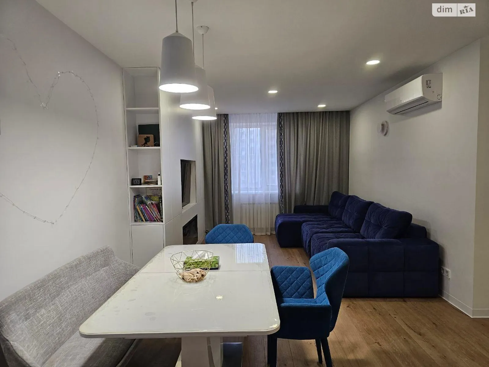 Продается 3-комнатная квартира 93 кв. м в Харькове, ул. Молочная, 30 - фото 1