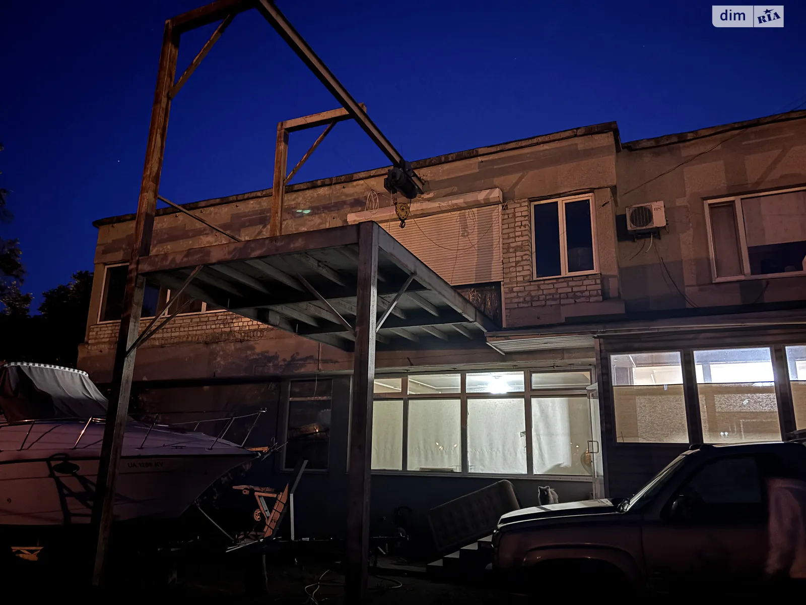 Продается дом на 2 этажа 1686 кв. м с верандой, цена: 700000 $ - фото 1