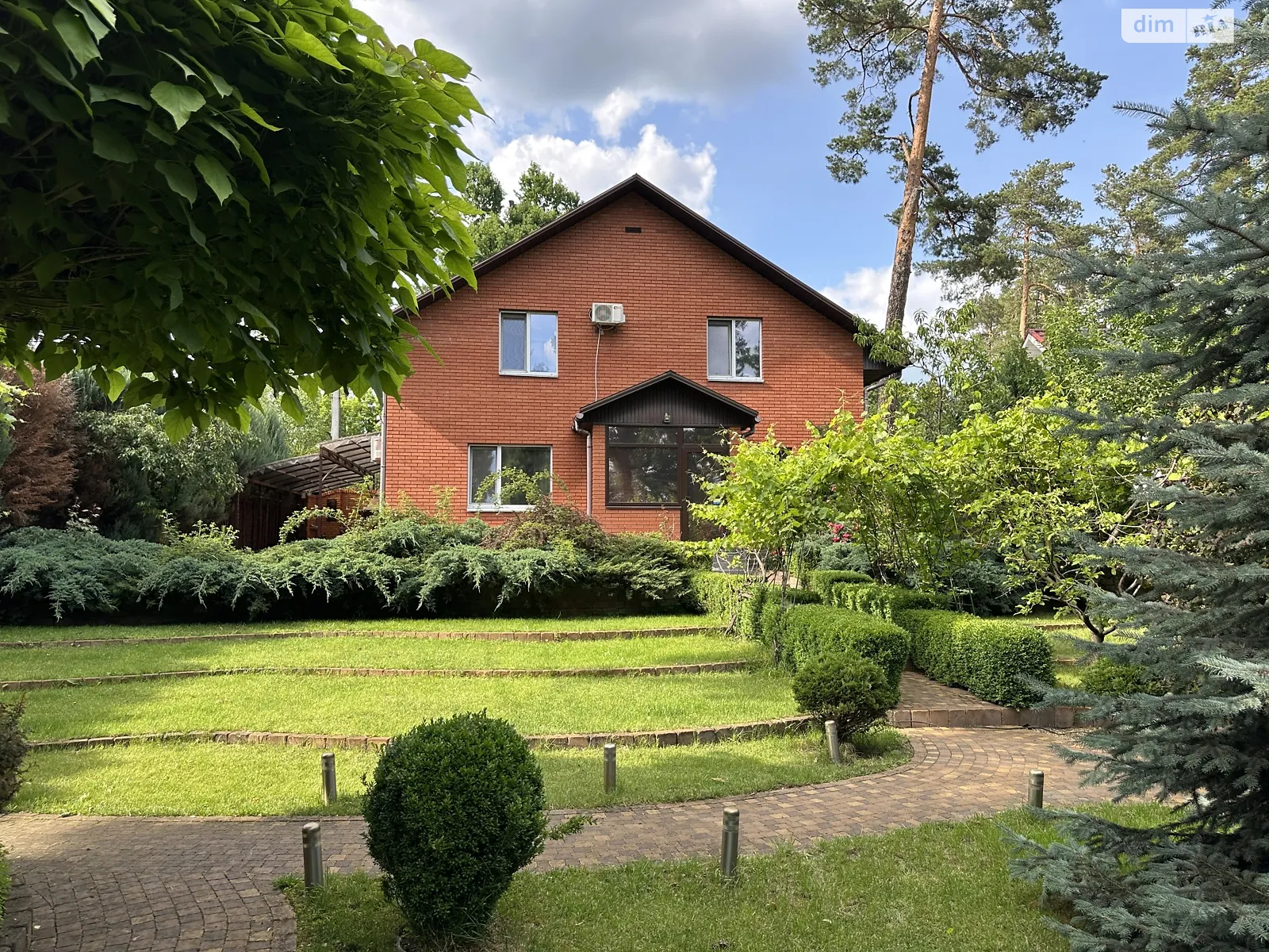 Продается дом на 2 этажа 170 кв. м с участком, цена: 195000 $ - фото 1