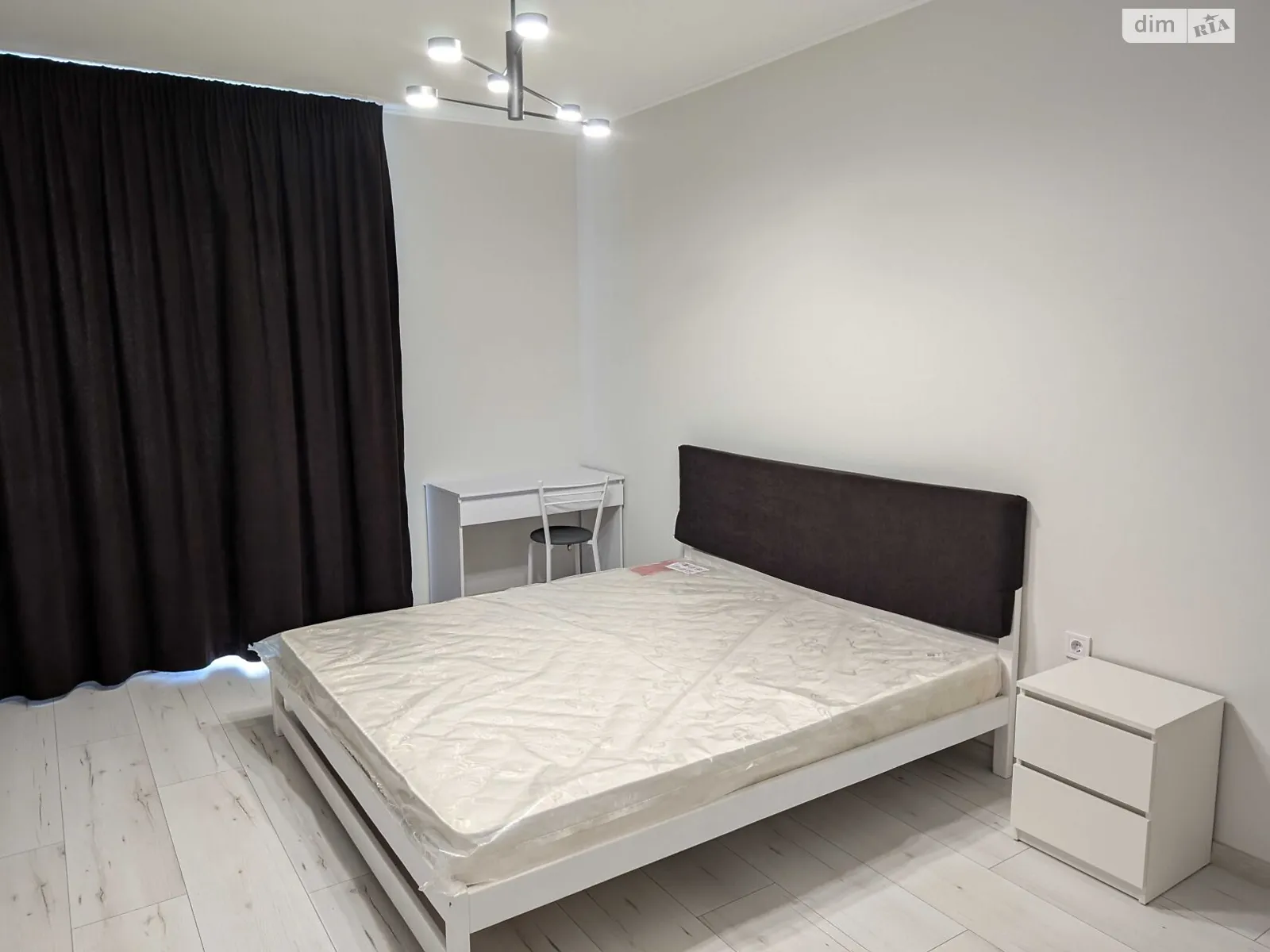 Сдается в аренду 1-комнатная квартира 51.6 кв. м в Киеве, просп. Берестейский(Победы), 65А - фото 1