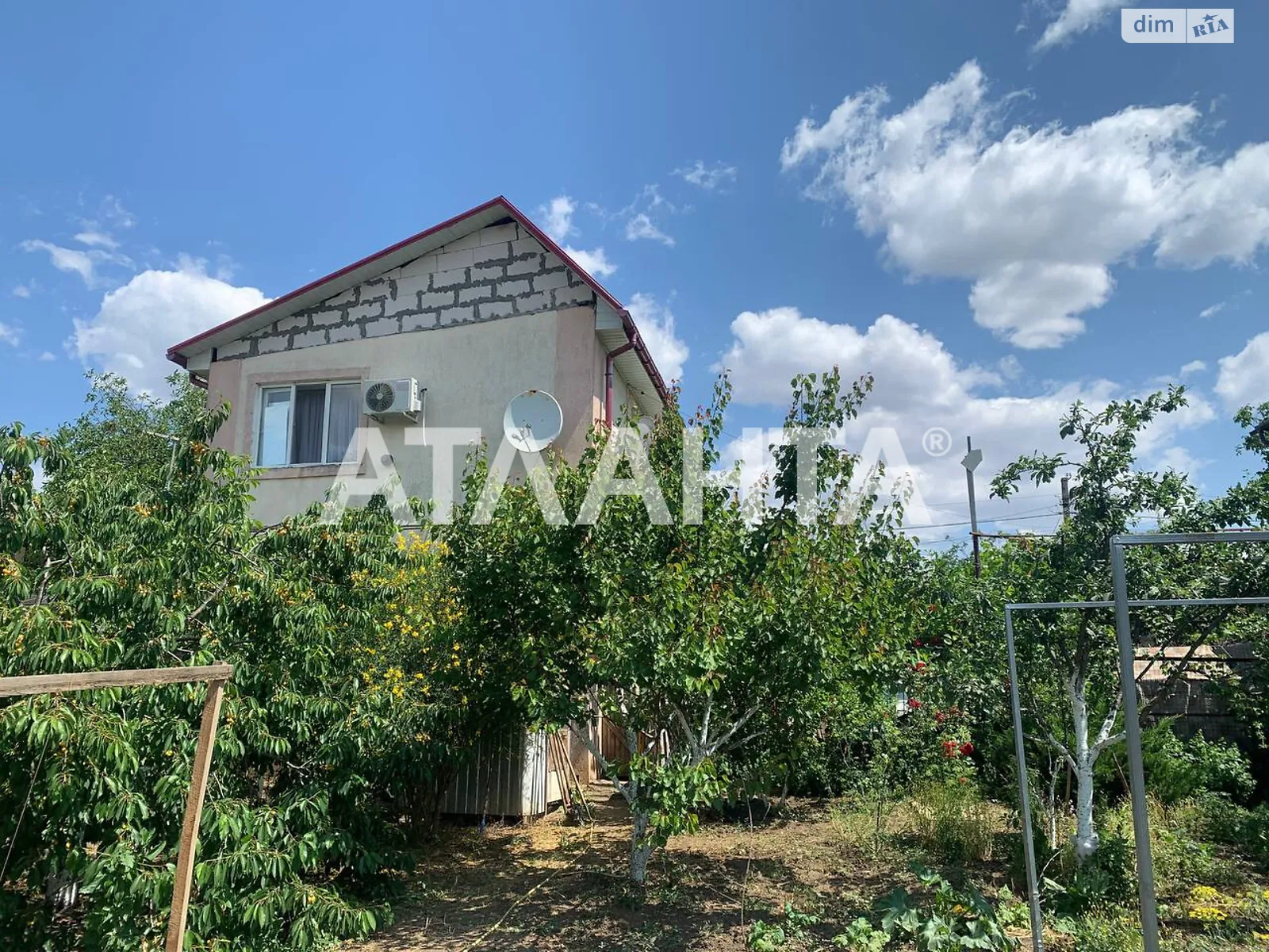 Продается дом на 2 этажа 127 кв. м с гаражом, цена: 37000 $ - фото 1