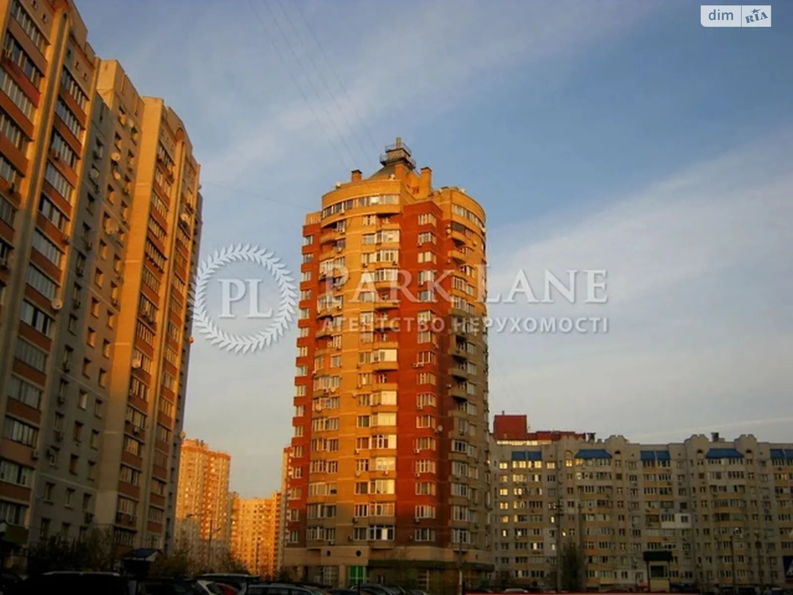 Продается 1-комнатная квартира 52 кв. м в Киеве, ул. Урловская, 4А - фото 1