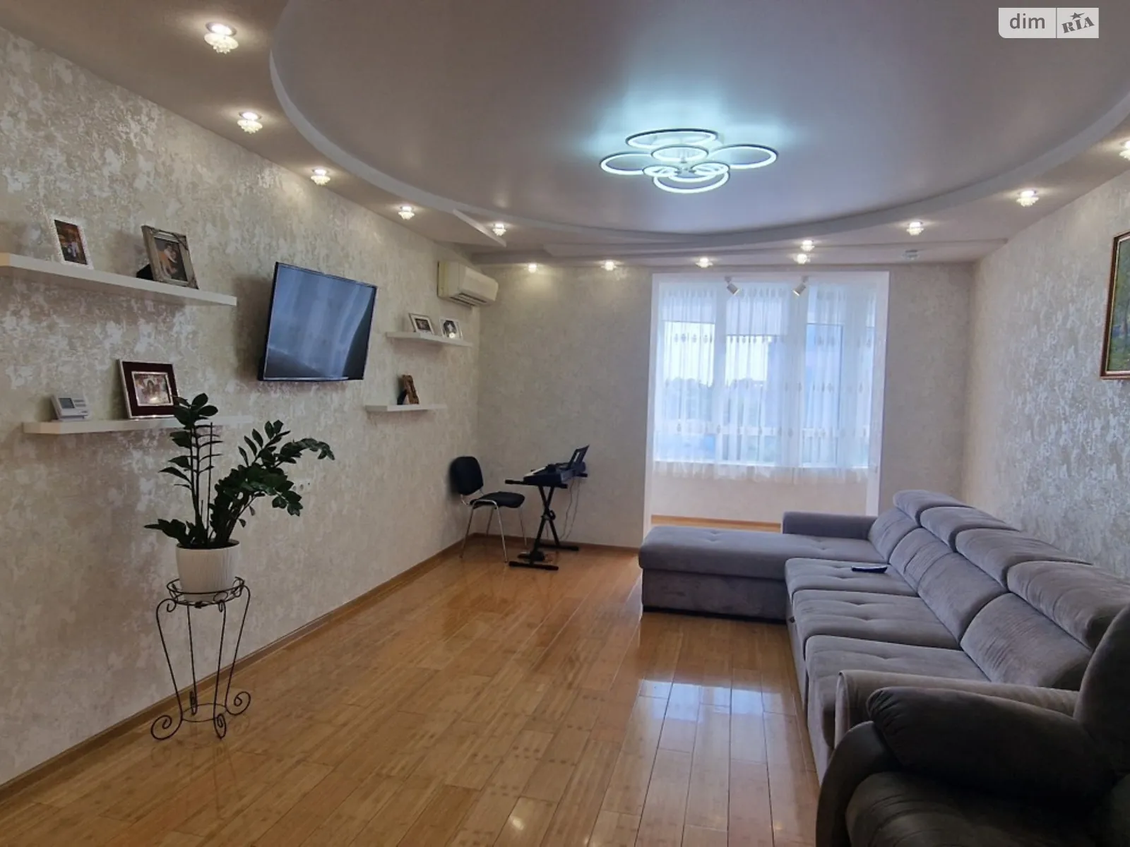 Продается 3-комнатная квартира 122 кв. м в Виннице, ул. Зодчих - фото 1