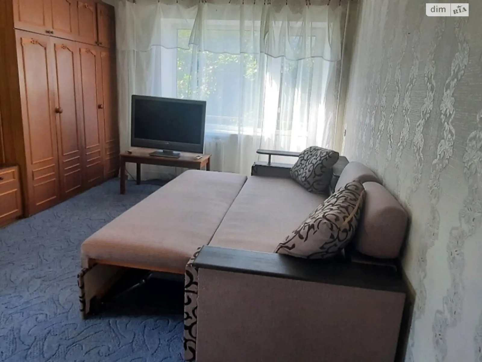 Сдается в аренду 1-комнатная квартира 40 кв. м в Днепре, ул. Квартальная(Гладкова), 33 - фото 1