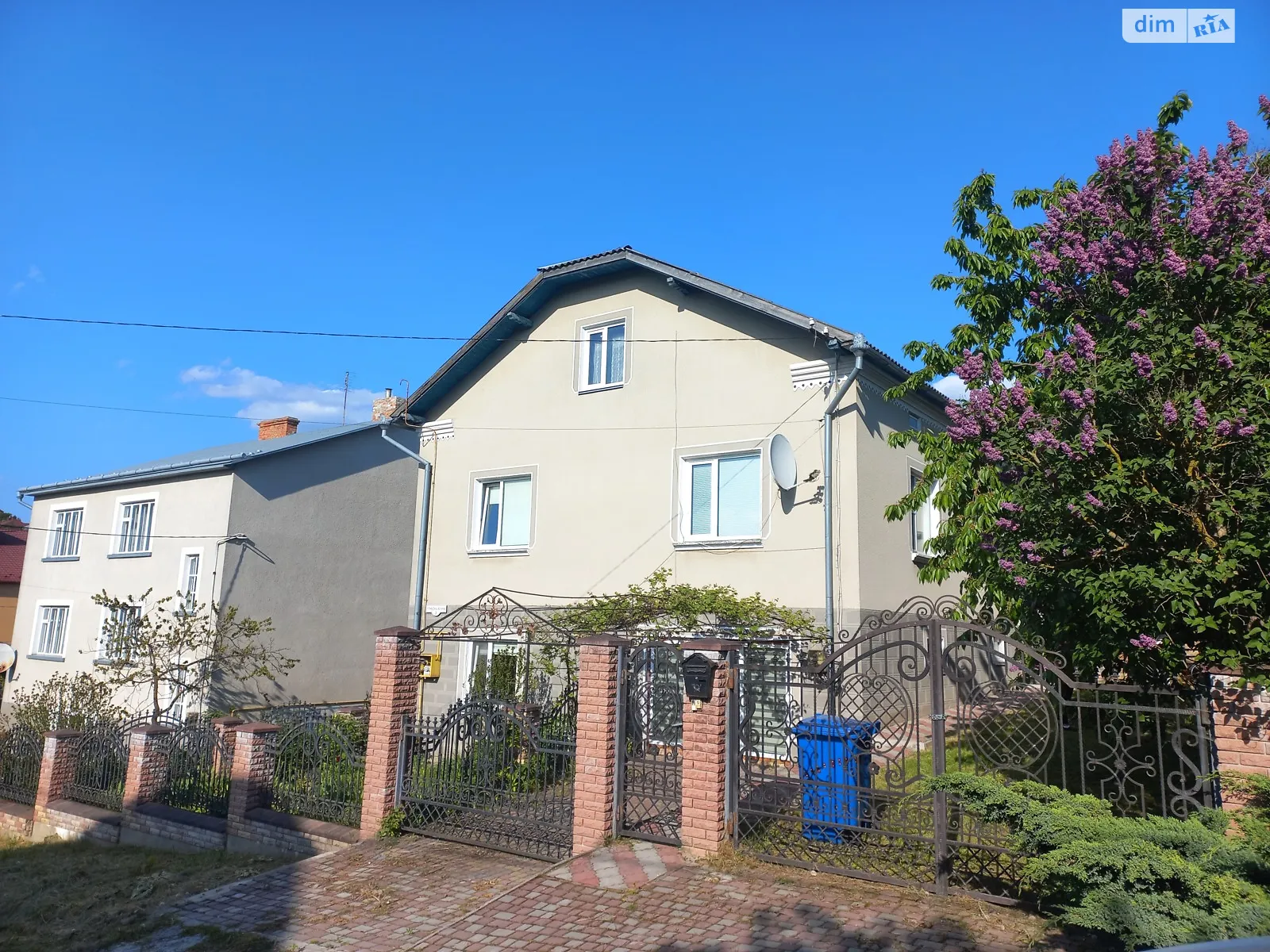 Продається будинок 2 поверховий 177.5 кв. м з гаражем, цена: 110000 $ - фото 1