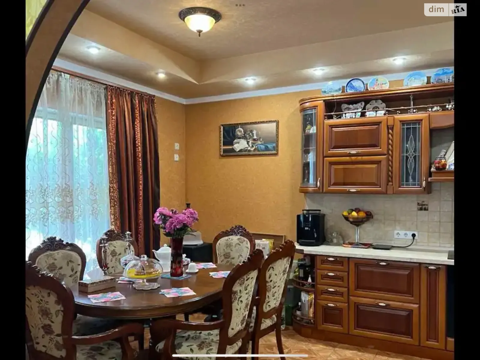 Продается дом на 2 этажа 215 кв. м с террасой, цена: 160000 $ - фото 1
