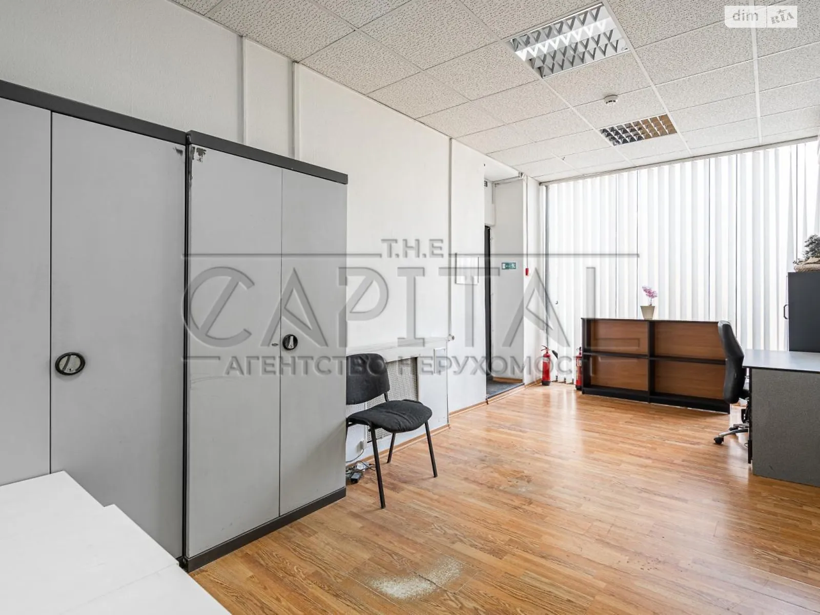 Сдается в аренду офис 171.3 кв. м в бизнес-центре, цена: 2472 $ - фото 1