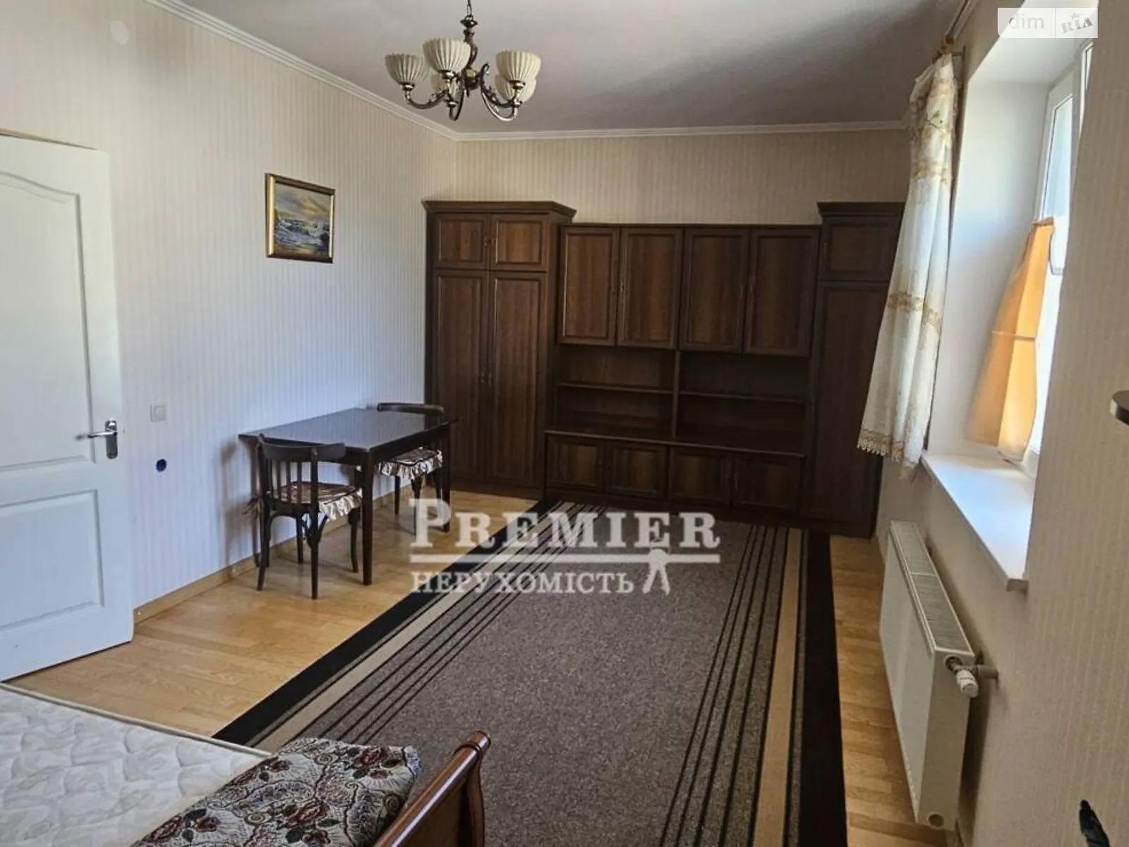 Продается дом на 2 этажа 180 кв. м с балконом, цена: 100000 $ - фото 1