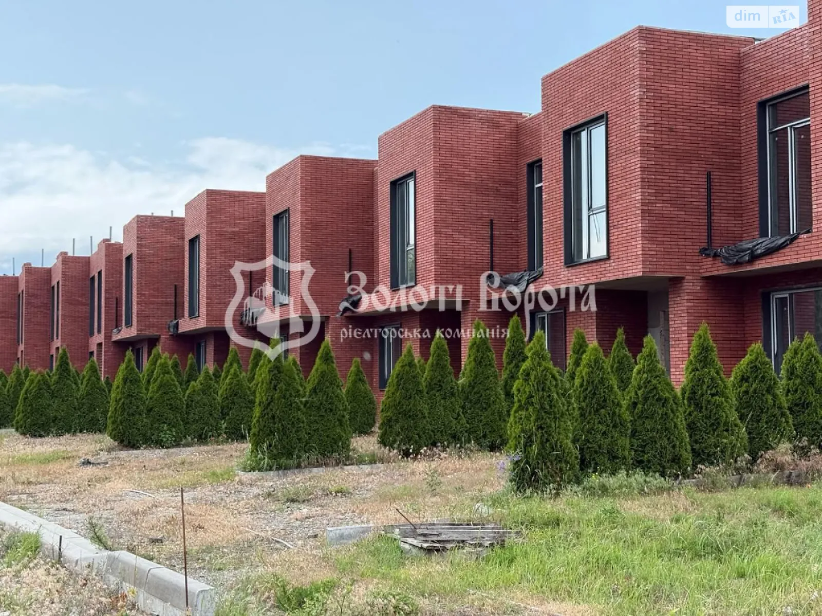 Продается дом на 2 этажа 128.3 кв. м с мебелью, цена: 75000 $ - фото 1