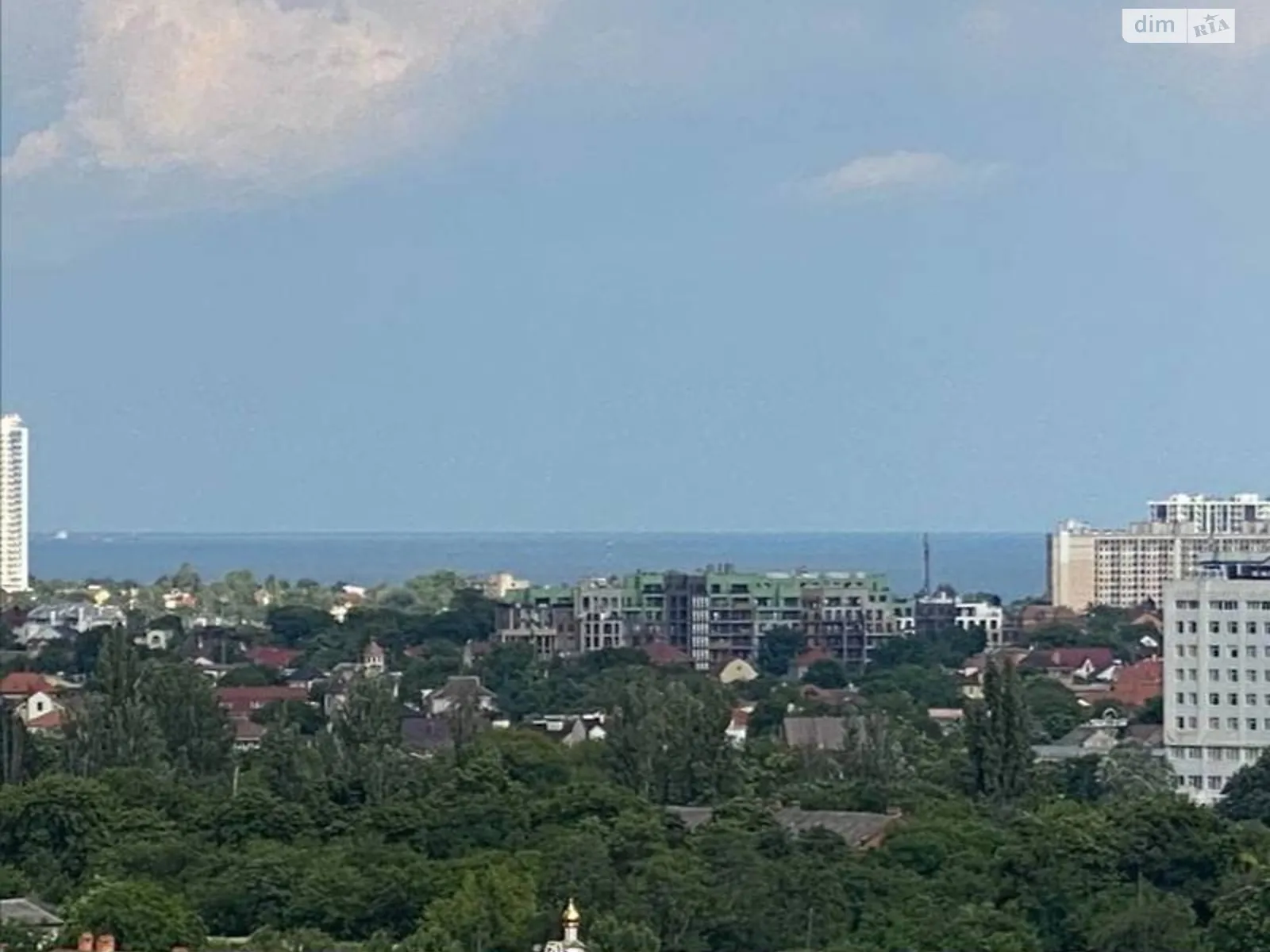 Продается 1-комнатная квартира 45 кв. м в Одессе, ул. Варненская, 27А/3 - фото 1