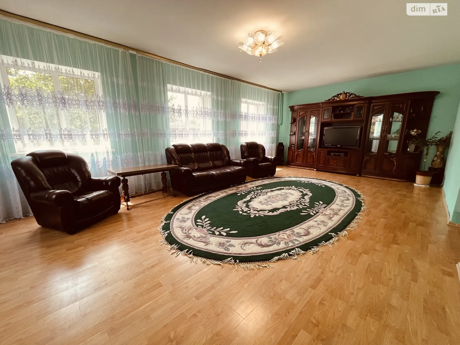 Продается дом на 2 этажа 207 кв. м с мансардой, цена: 262000 $ - фото 1