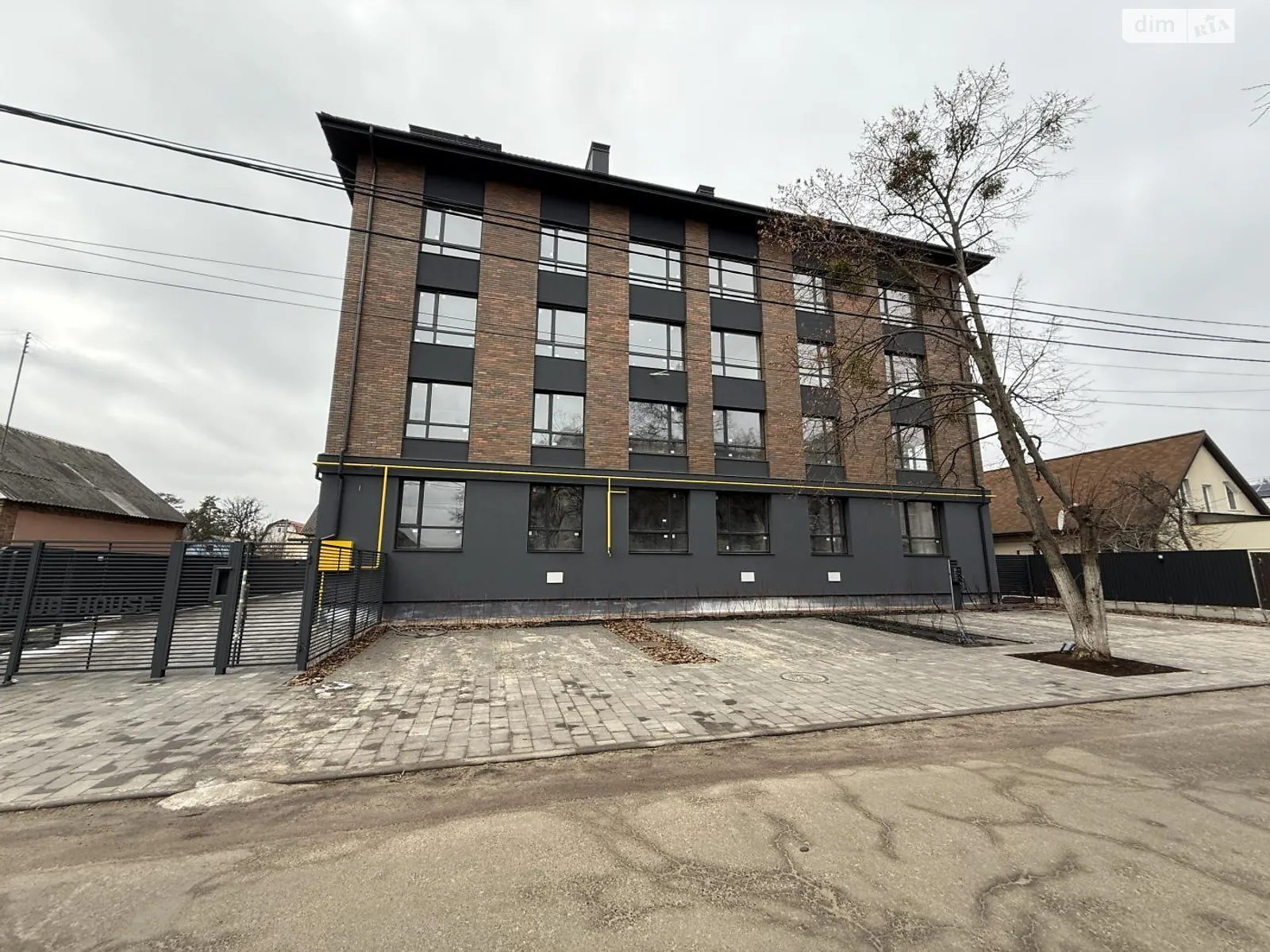 Продається 1-кімнатна квартира 29 кв. м у Ірпені, вул. Троїцька - фото 1
