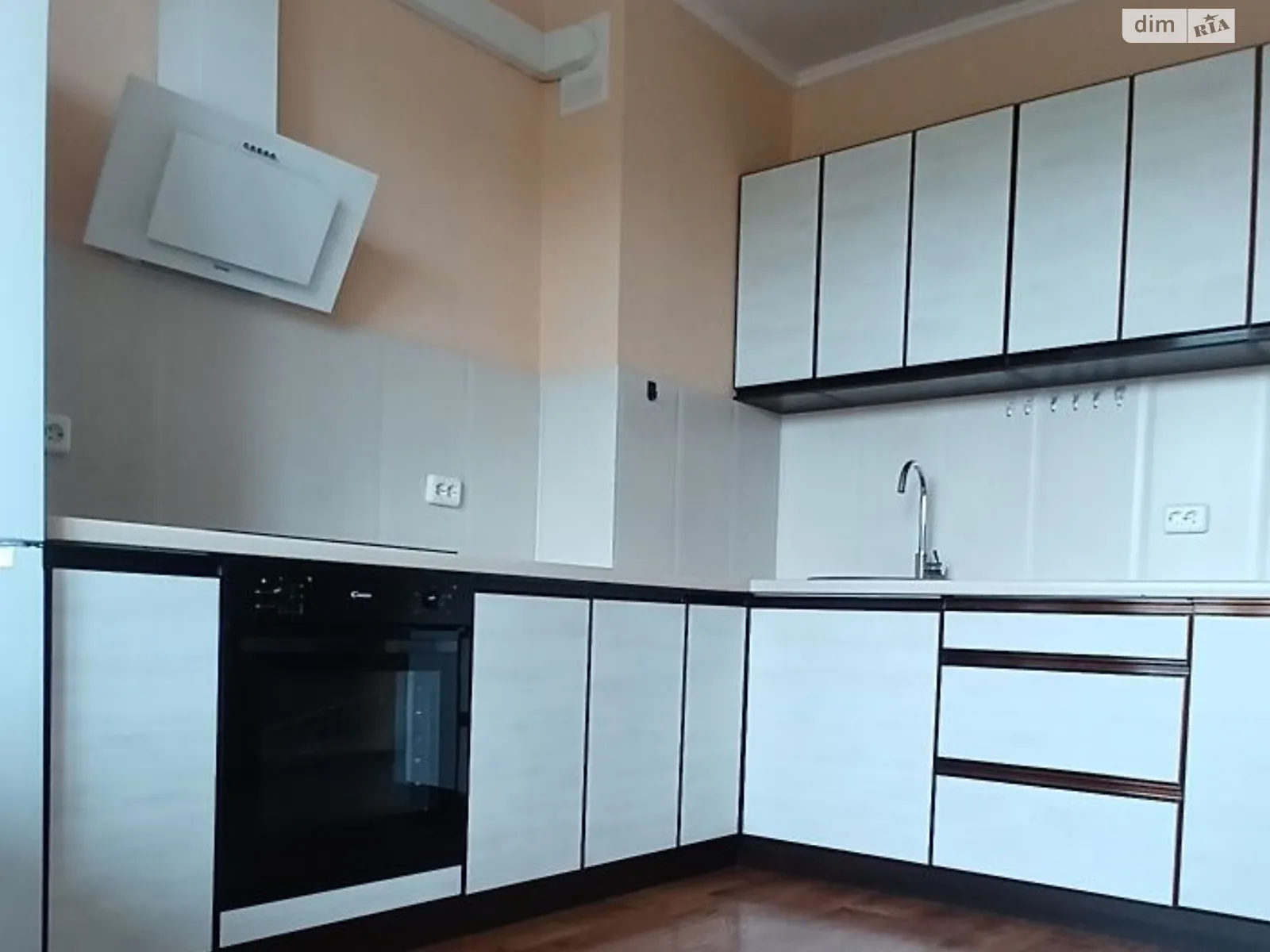 Продається 2-кімнатна квартира 78.1 кв. м у Києві, вул. Ревуцького, 54 - фото 1
