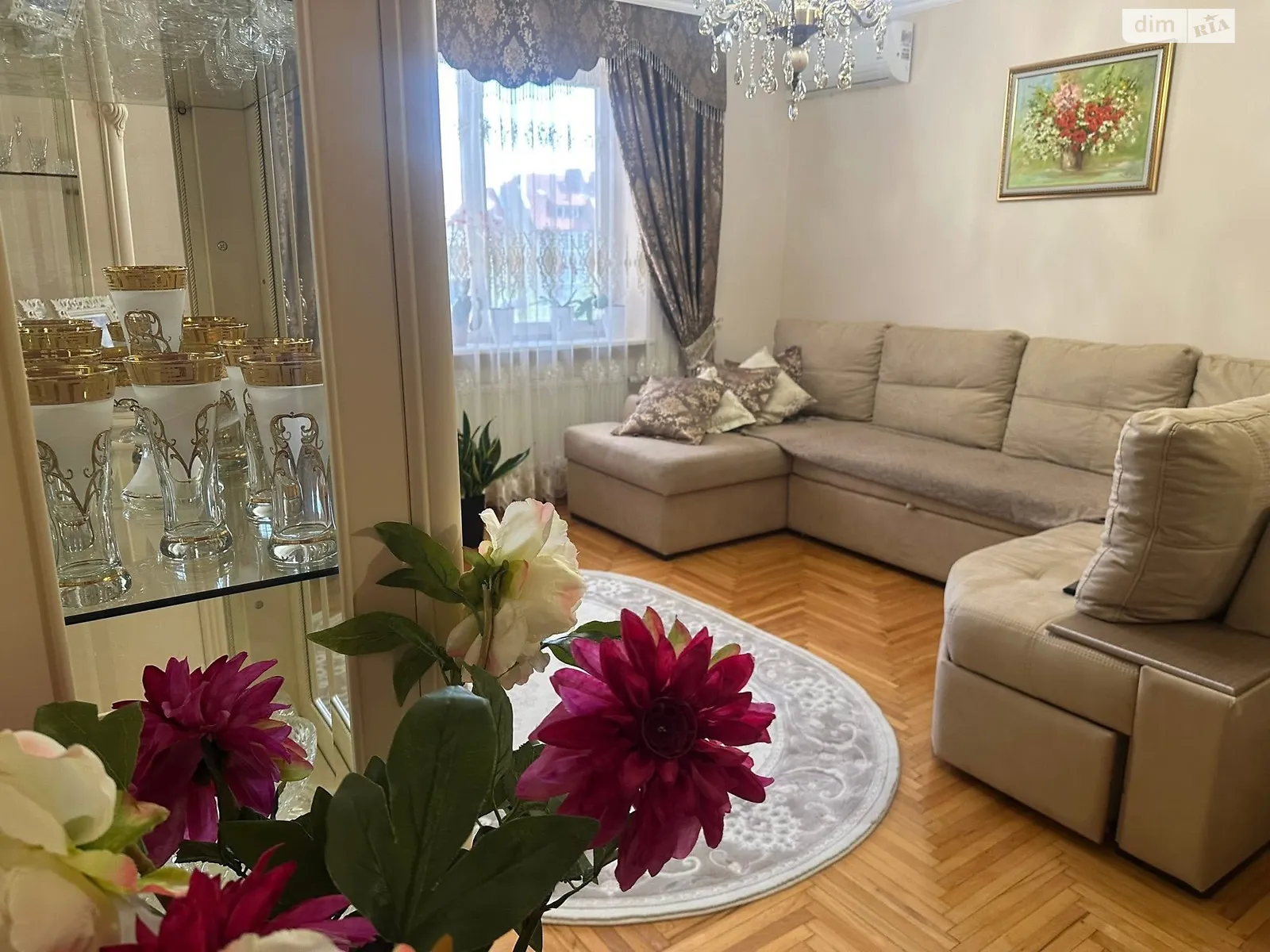 Продается 2-комнатная квартира 132.5 кв. м в Ужгороде, цена: 88000 $ - фото 1