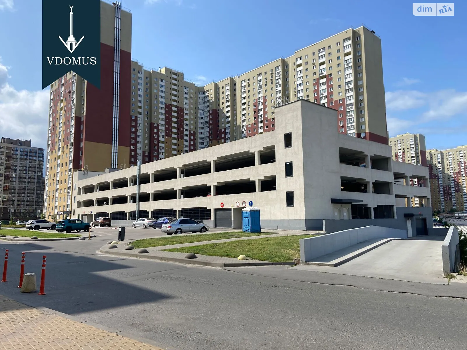 Продается подземный паркинг под легковое авто на 27.1 кв. м, цена: 26000 $ - фото 1