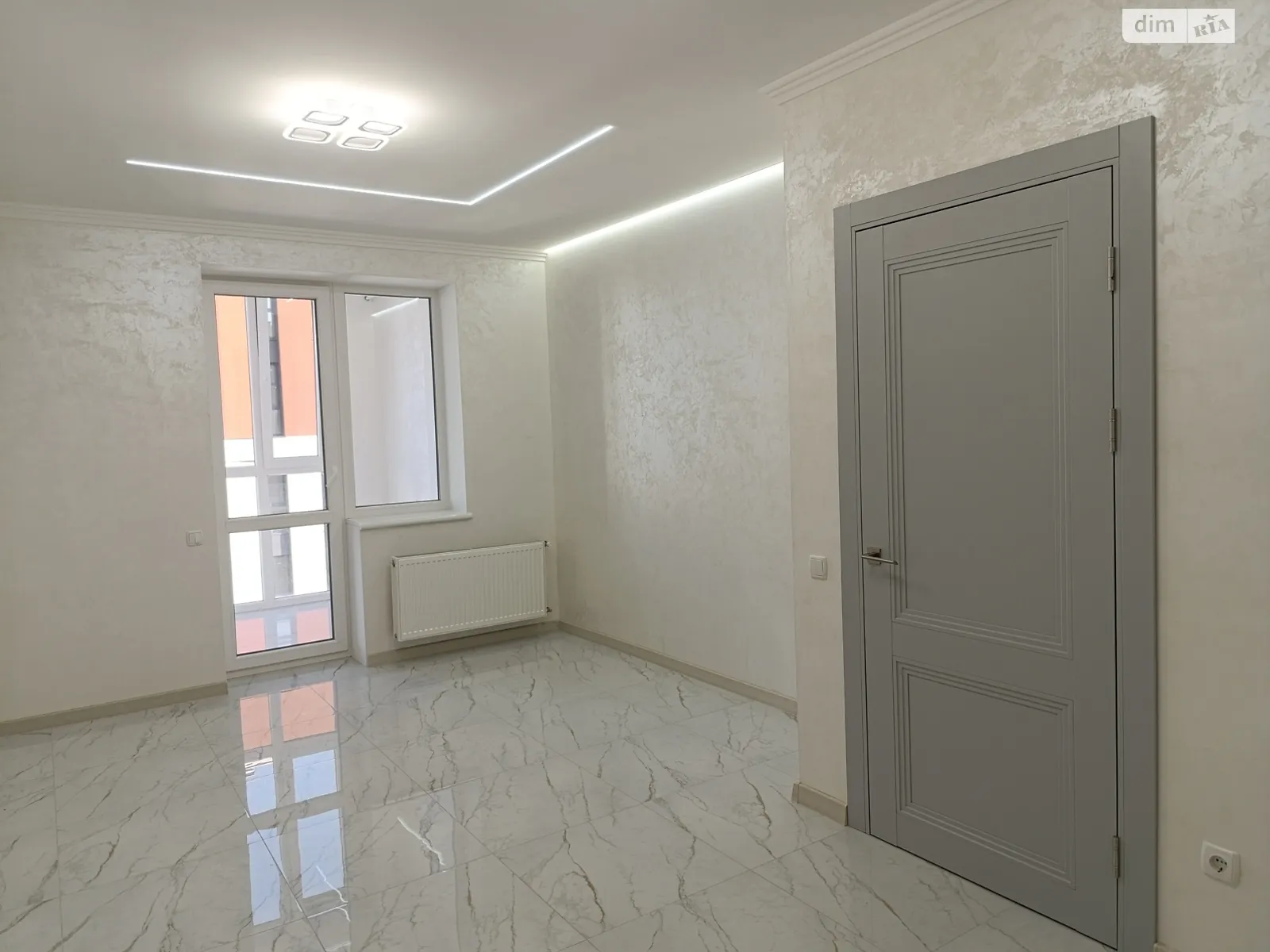 Продається 1-кімнатна квартира 43.2 кв. м у Рівному, вул. Олени Теліги, 20 - фото 1