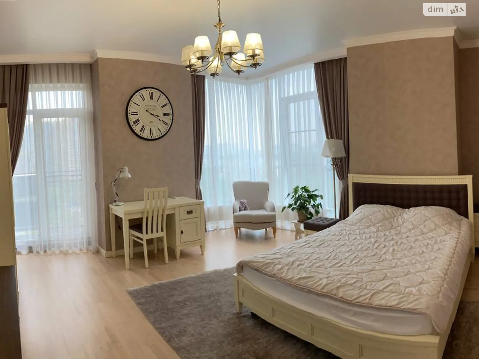 Здається в оренду 2-кімнатна квартира 90 кв. м у Одесі, цена: 800 $ - фото 1