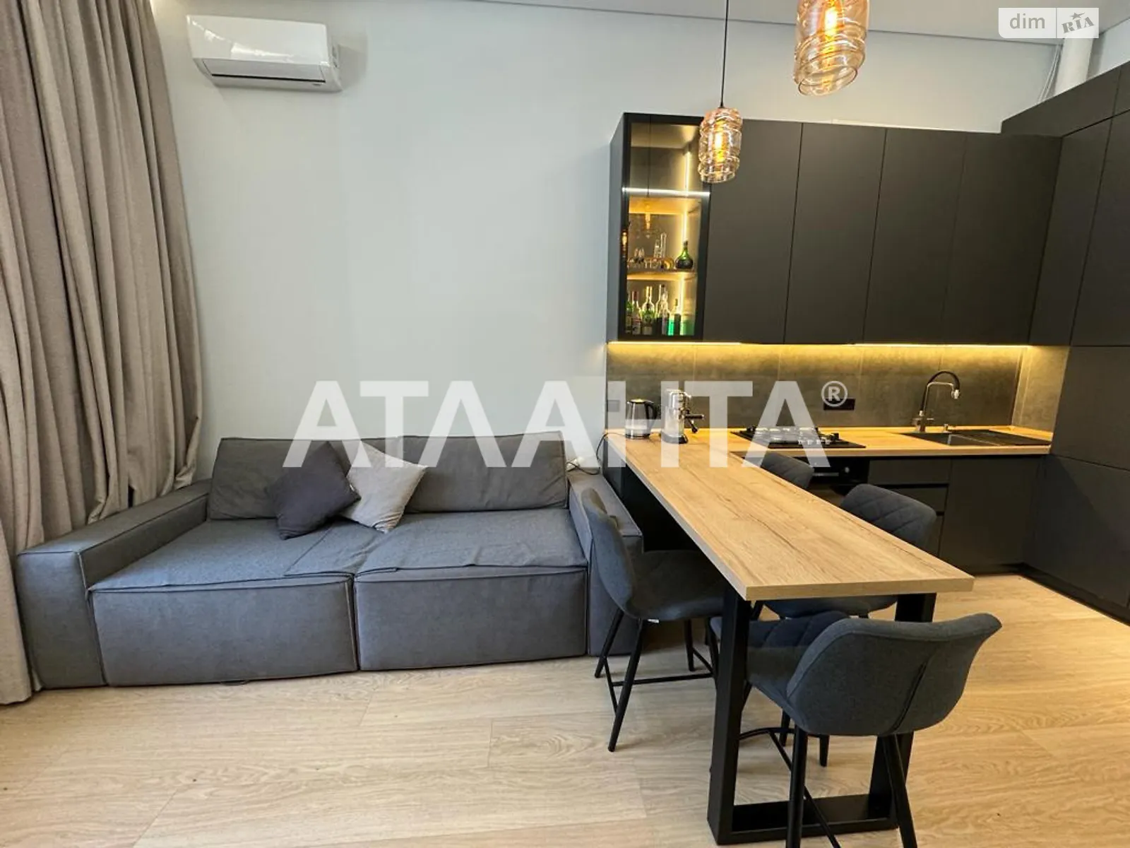 Продається 2-кімнатна квартира 43.3 кв. м у Одесі - фото 1