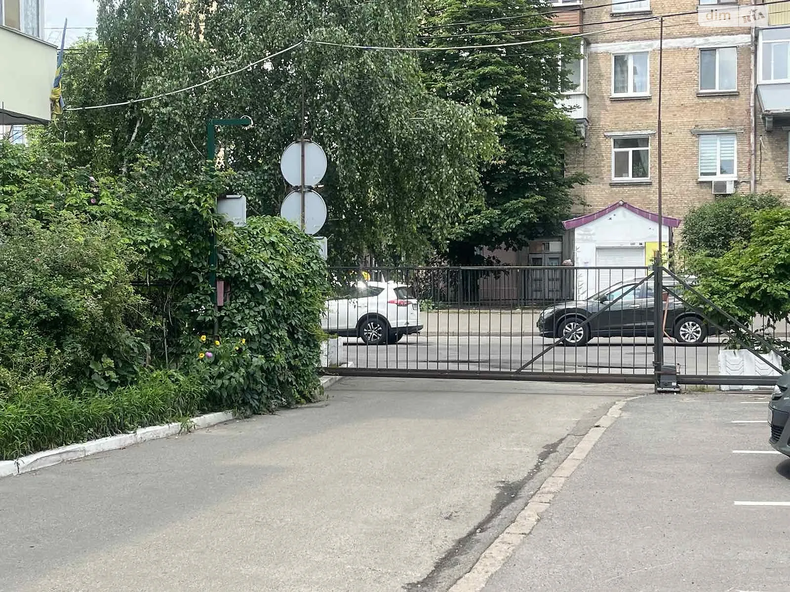 Сдается в аренду 1-комнатная квартира 37 кв. м в Киеве, ул. Андрея Головко, 31 - фото 1