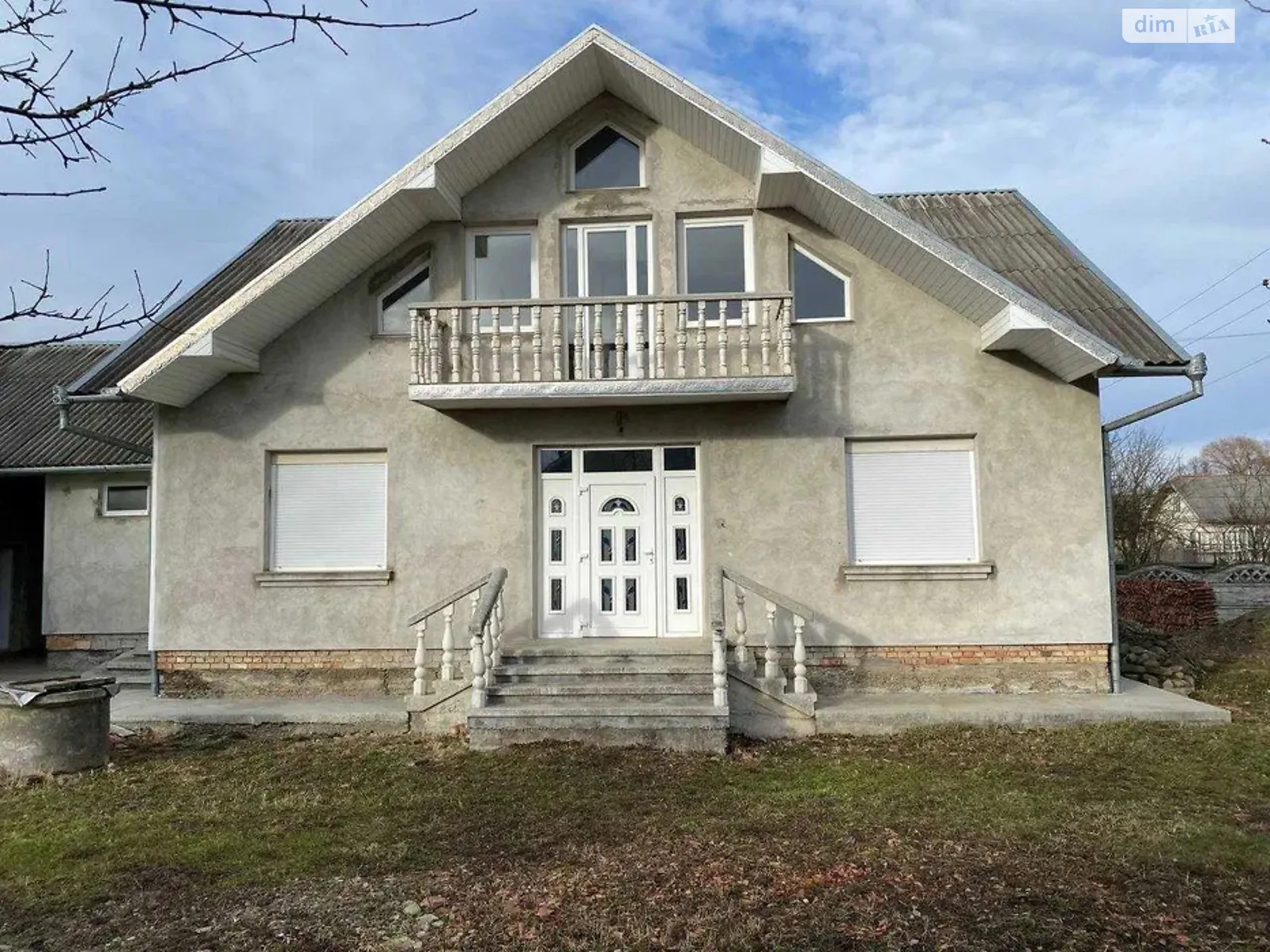 Продается дом на 2 этажа 150 кв. м с гаражом, цена: 90000 € - фото 1