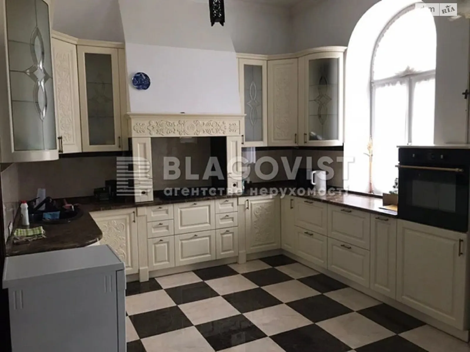 Продается 3-комнатная квартира 115 кв. м в Киеве, ул. Волошская - фото 1