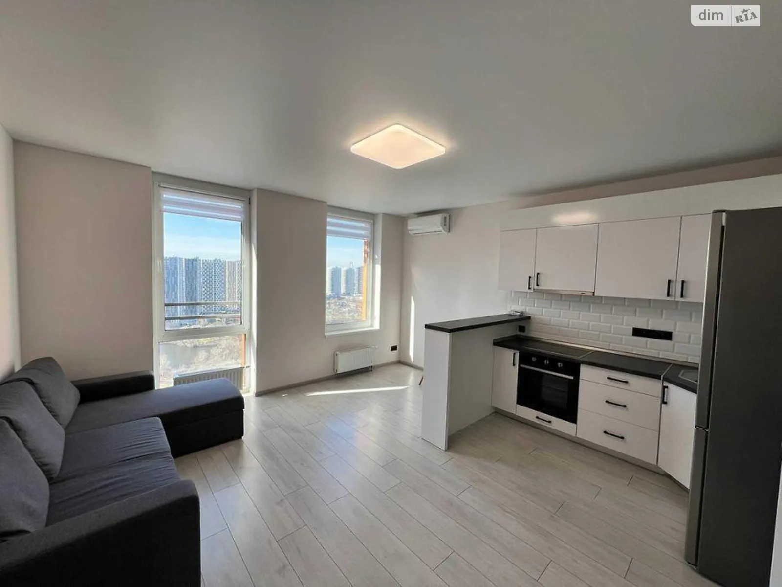 Продается 3-комнатная квартира 68.3 кв. м в Киеве, цена: 137000 $ - фото 1