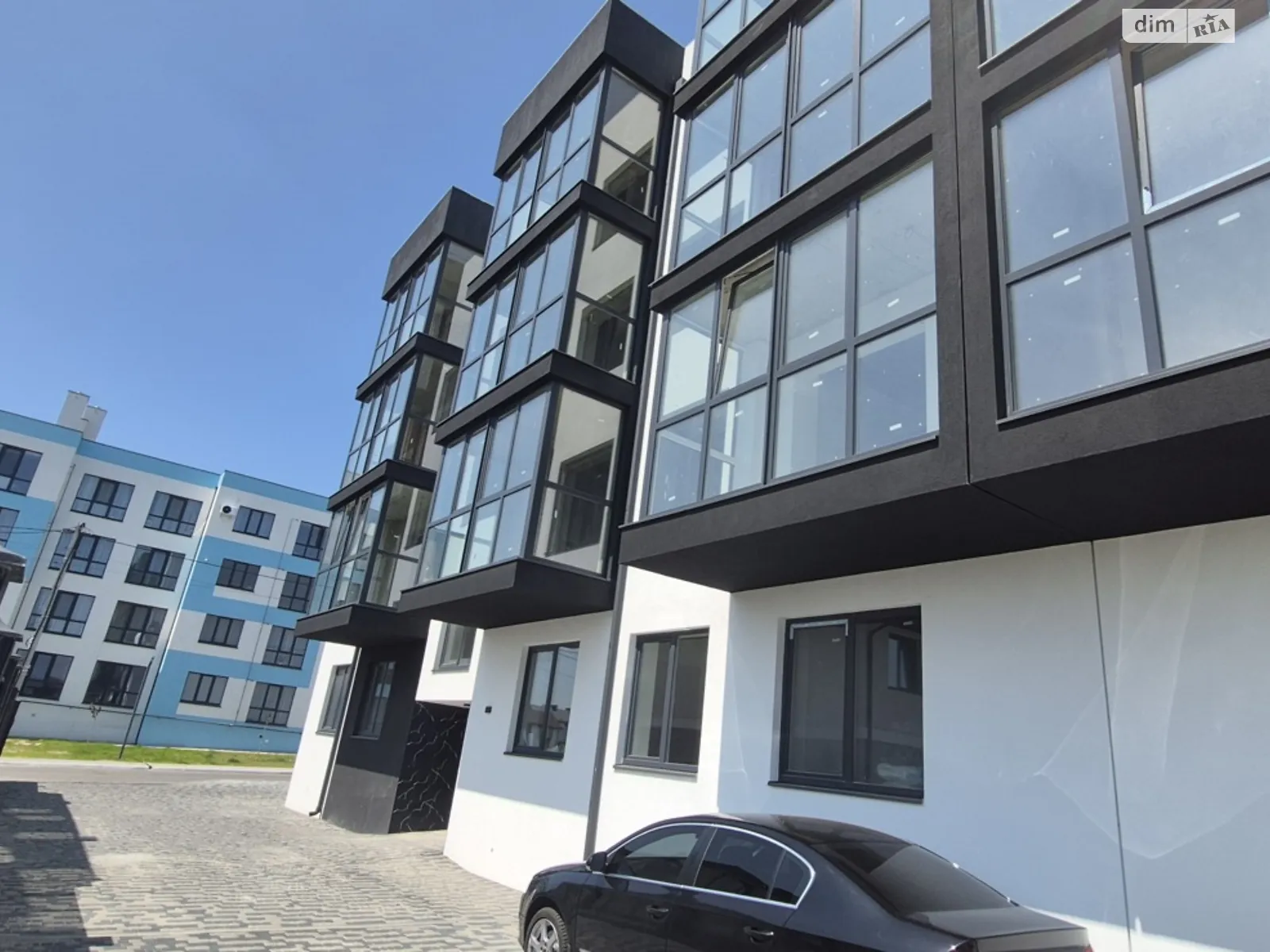 Продається 2-кімнатна квартира 67 кв. м у Рівному, мас. Веснянковий, 10 - фото 1