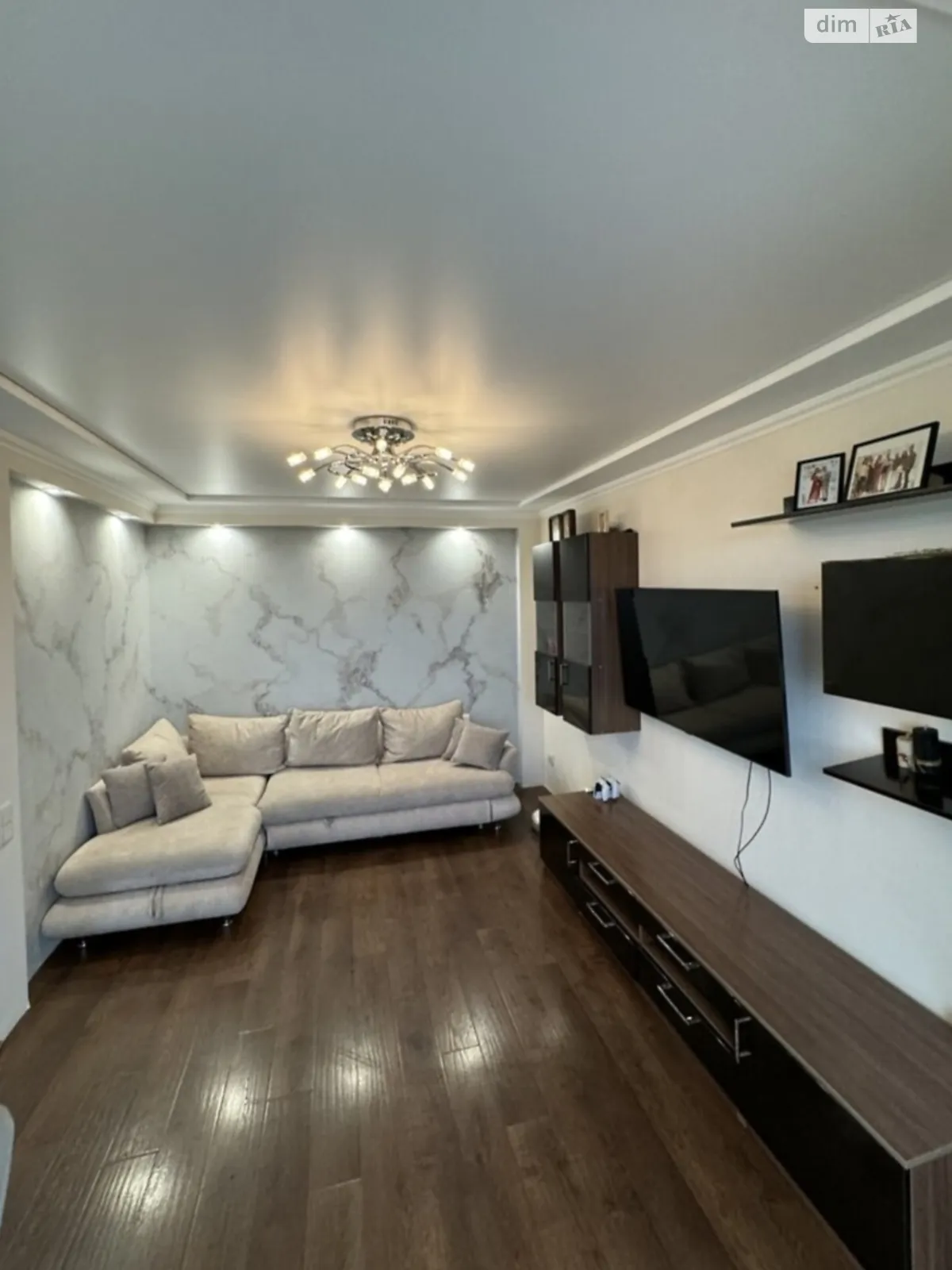 Продается 2-комнатная квартира 53.4 кв. м в Виннице, просп. Космонавтов, 79 - фото 1