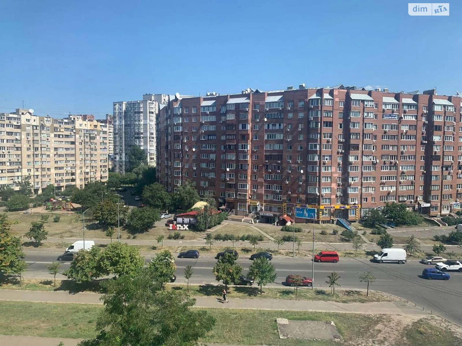 Продается 4-комнатная квартира 90 кв. м в Киеве, просп. Николая  Бажана - фото 1
