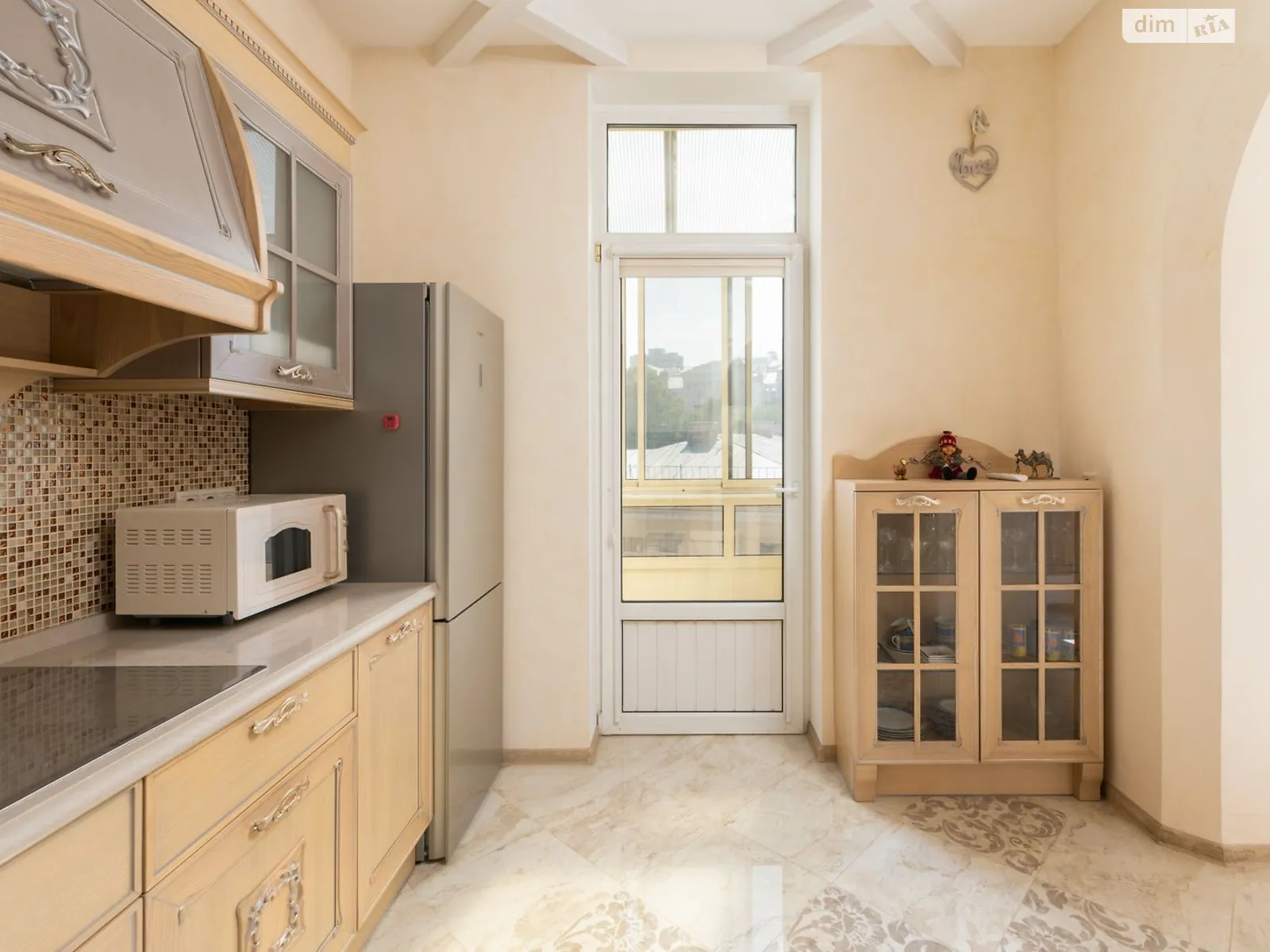 Продается 3-комнатная квартира 120 кв. м в Киеве, ул. Крещатик, 21 - фото 1