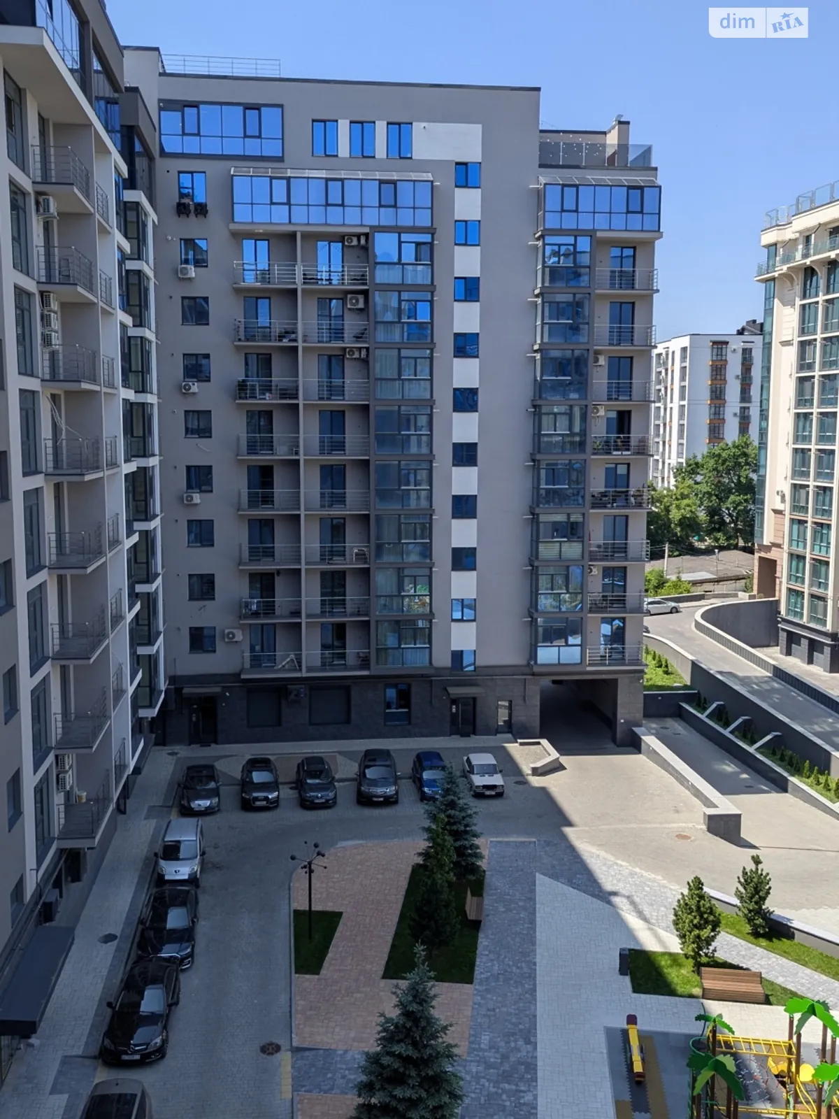 Продается 2-комнатная квартира 70 кв. м в Ивано-Франковске, ул. Гетьмана Ивана Мазепы, 160А - фото 1