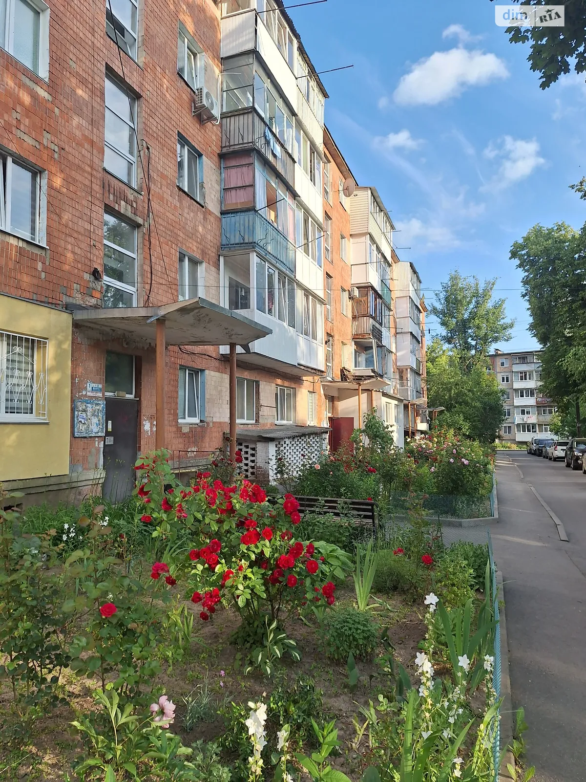 Продается 3-комнатная квартира 50 кв. м в Виннице, просп. Юности, 7 - фото 1