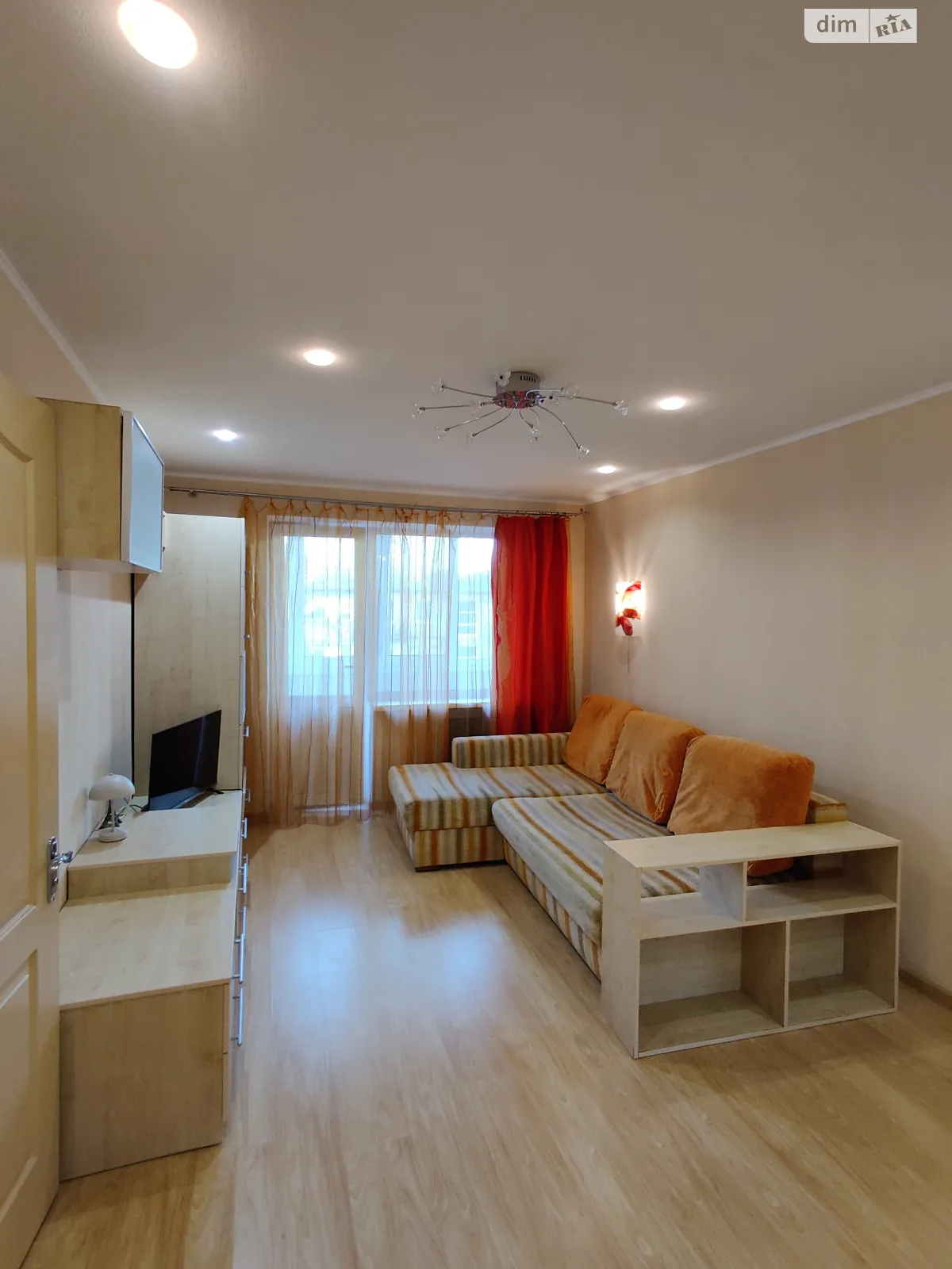 Сдается в аренду 1-комнатная квартира 35 кв. м в Днепре, ул. Алана Шепарда(Суворова), 11 - фото 1