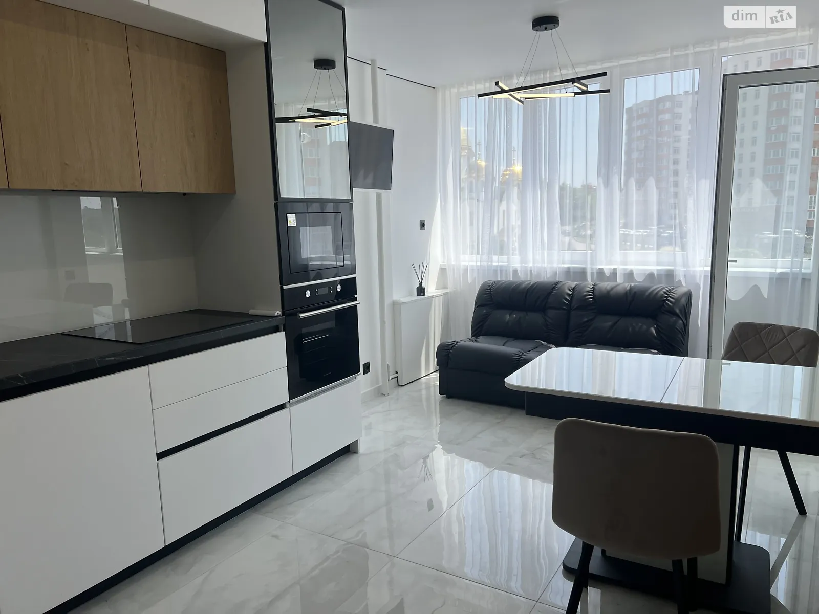 2-кімнатна квартира 72 кв. м у Тернополі, цена: 86000 $ - фото 1
