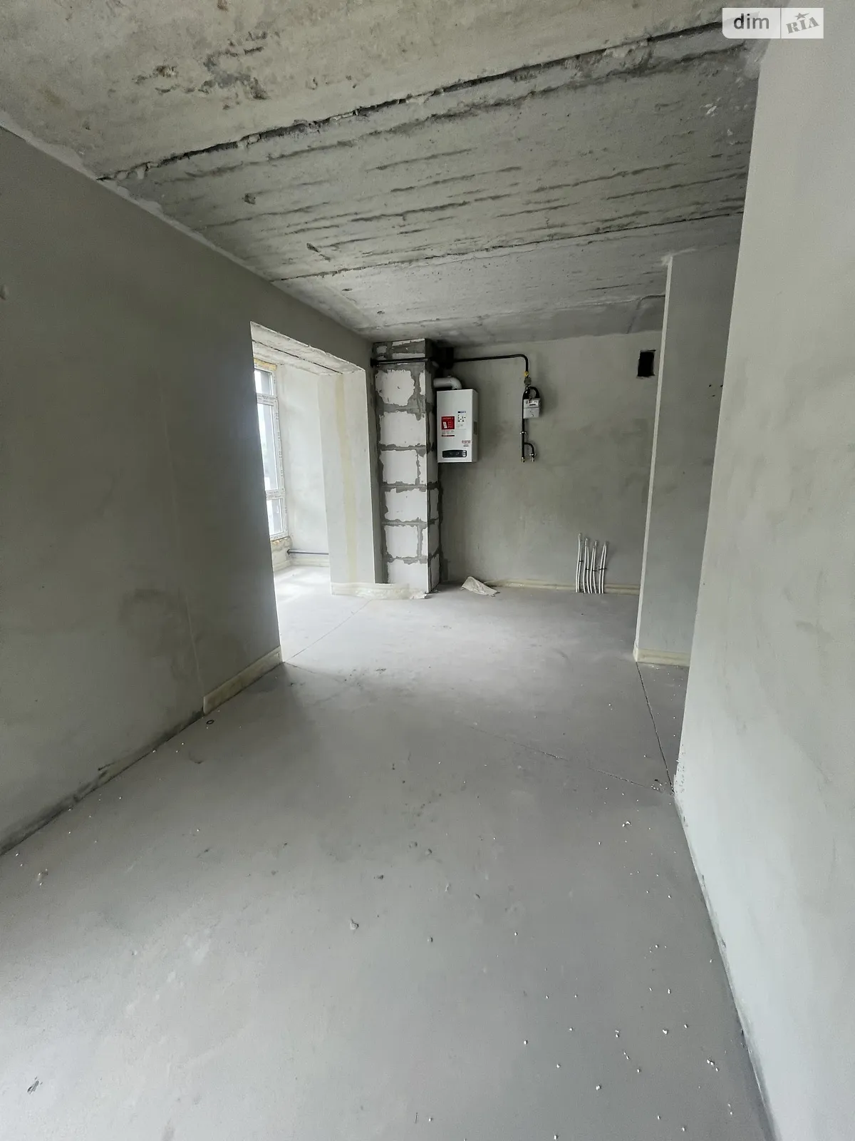 Продается 1-комнатная квартира 41.3 кв. м в Ивано-Франковске, ул. Мира, 100 - фото 1