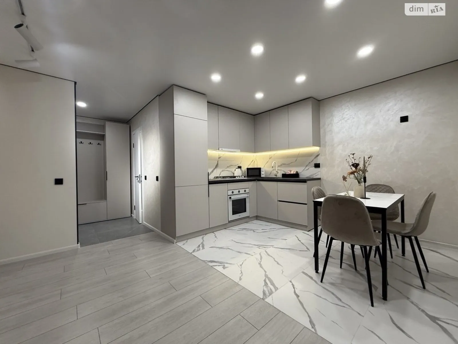 2-комнатная квартира 62 кв. м в Тернополе, ул. Смакулы, 8 - фото 1