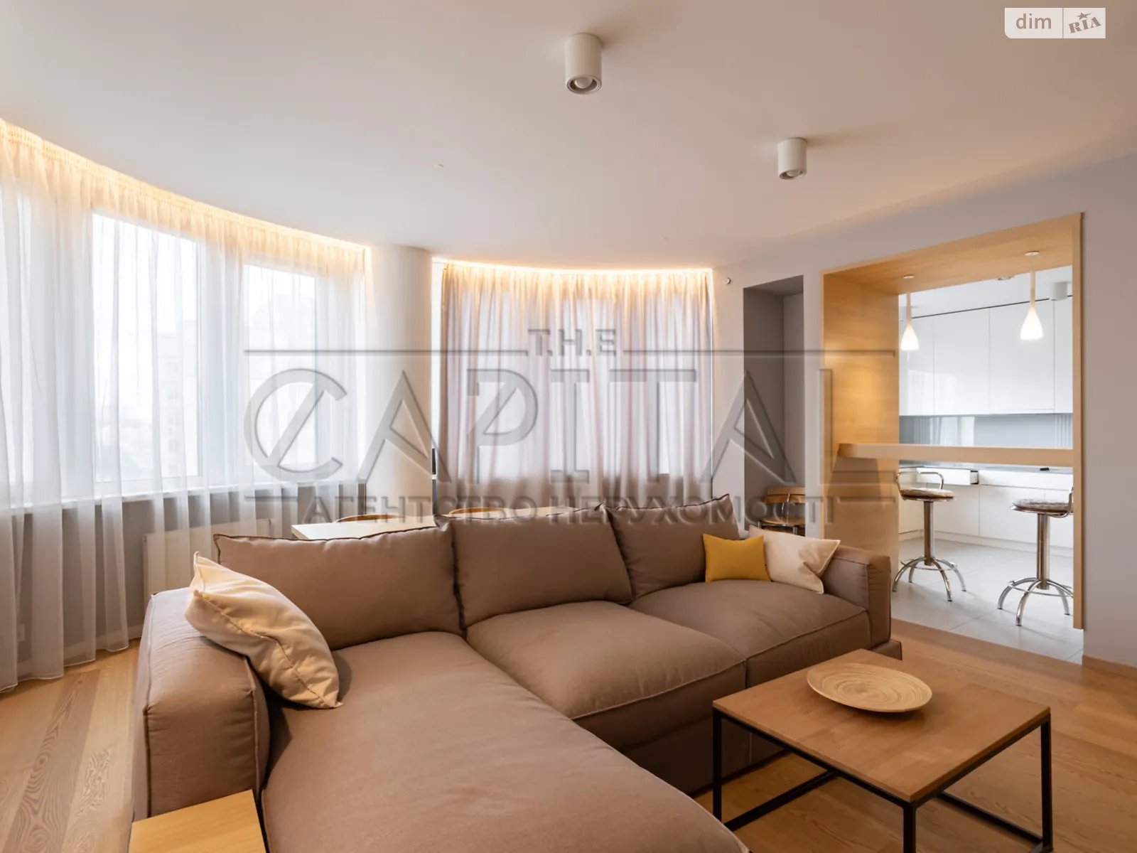 Продается 4-комнатная квартира 136 кв. м в Киеве, ул. Полтавская, 10 - фото 1