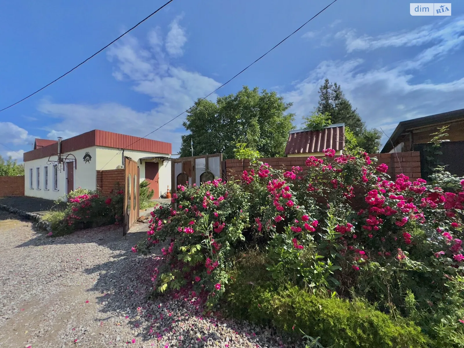 Продается одноэтажный дом 115 кв. м с баней/сауной, цена: 98000 $ - фото 1