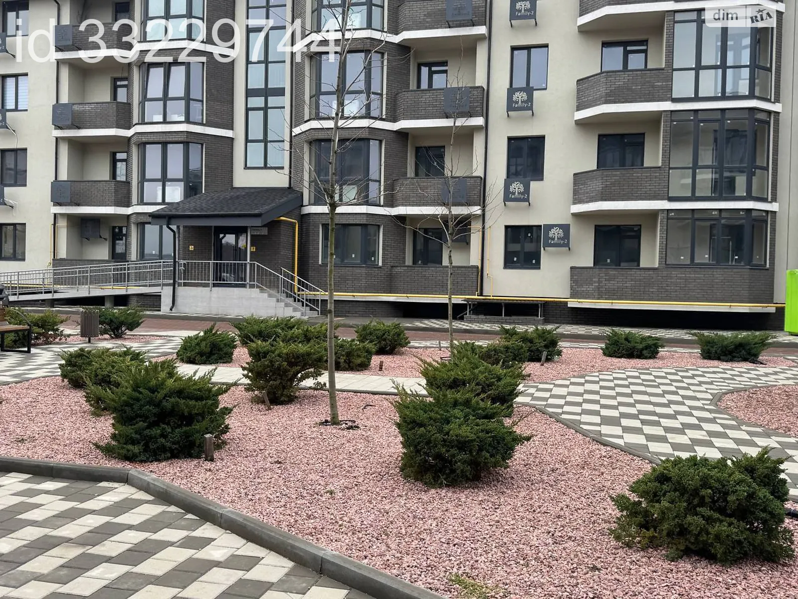 Продається 2-кімнатна квартира 55 кв. м у Гатне, вул. Сімейна, 1 - фото 1