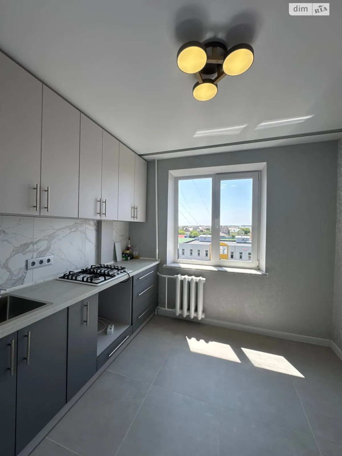 Продается 2-комнатная квартира 49 кв. м в Хмельницком, ул. Пилотская - фото 1