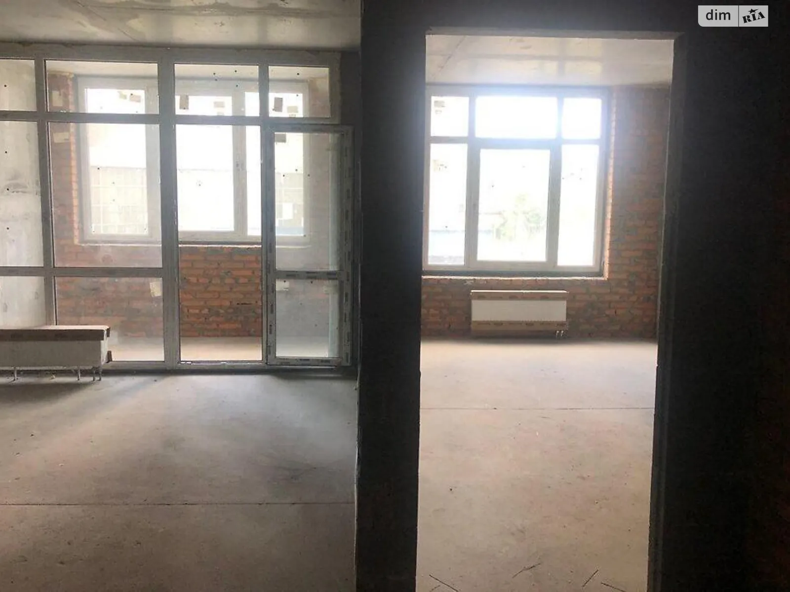 Продается 1-комнатная квартира 47 кв. м в Киеве, ул. Евгения Сверстюка, 6Е - фото 1