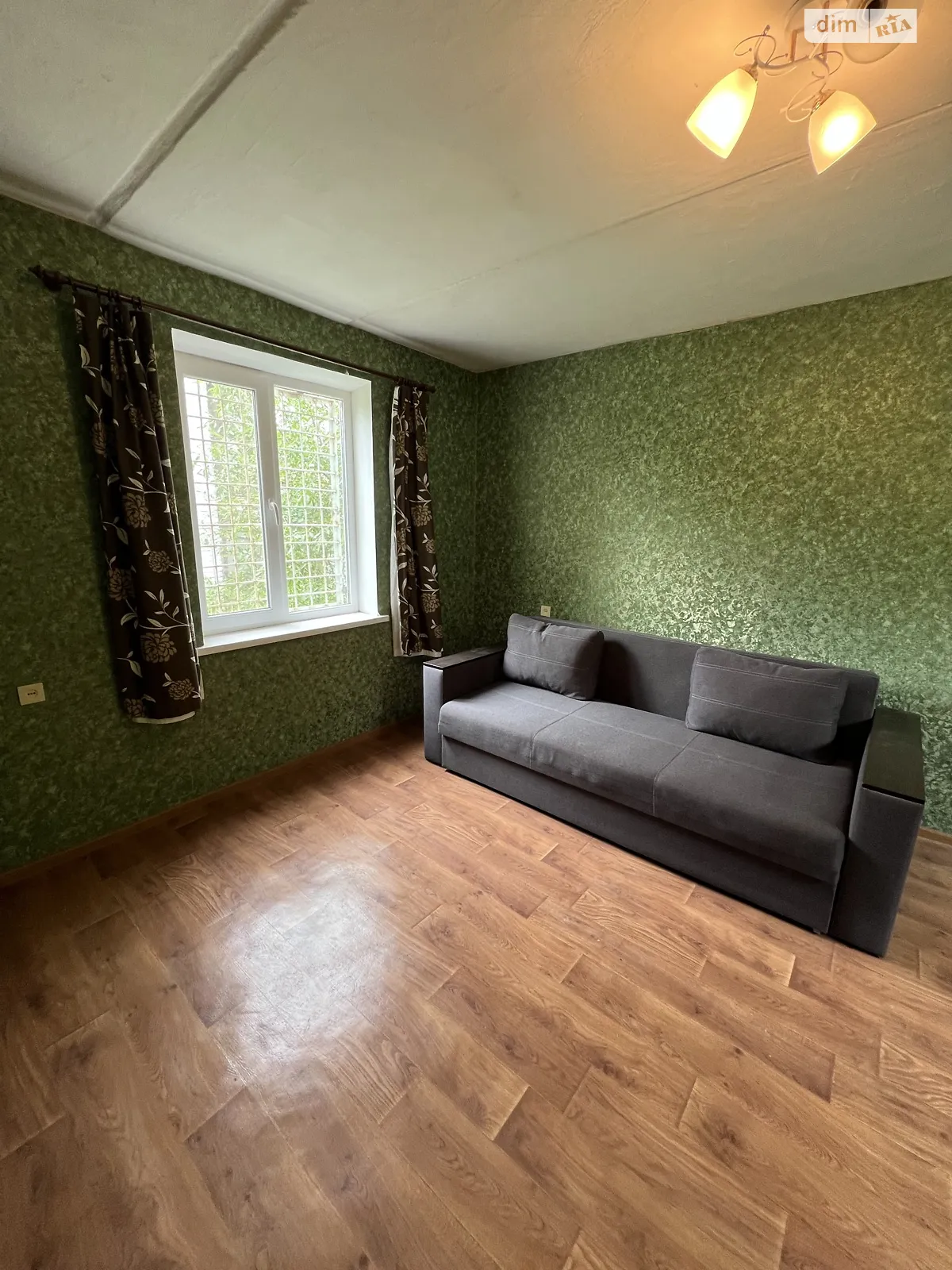 Продается дом на 2 этажа 42 кв. м с садом, цена: 21000 $ - фото 1