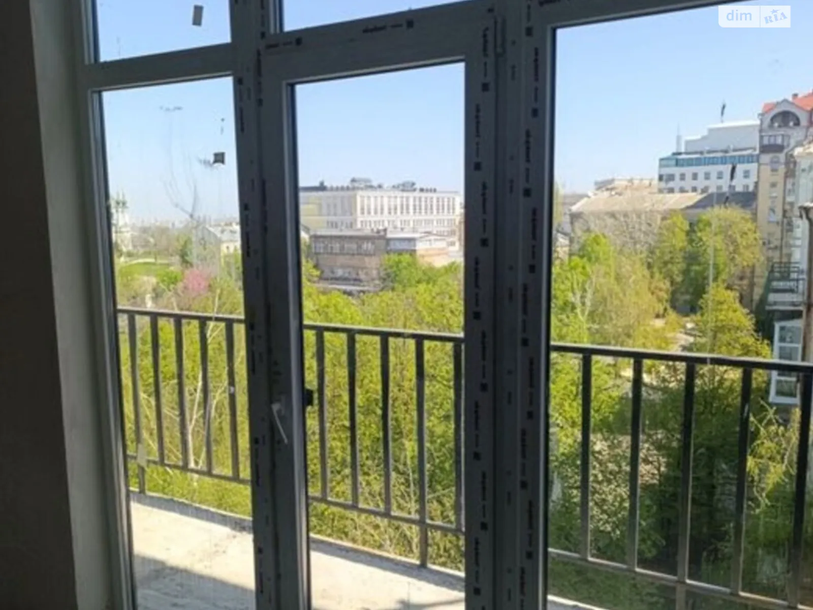 Продається 2-кімнатна квартира 72 кв. м у Києві, вул. Велика Житомирська, 16 - фото 1