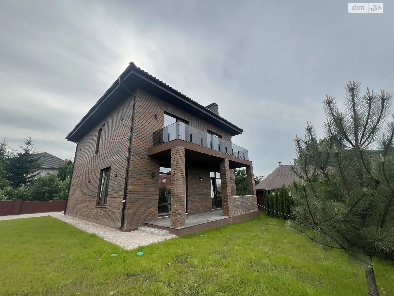Продається будинок 2 поверховий 158 кв. м с басейном, цена: 295000 $ - фото 1
